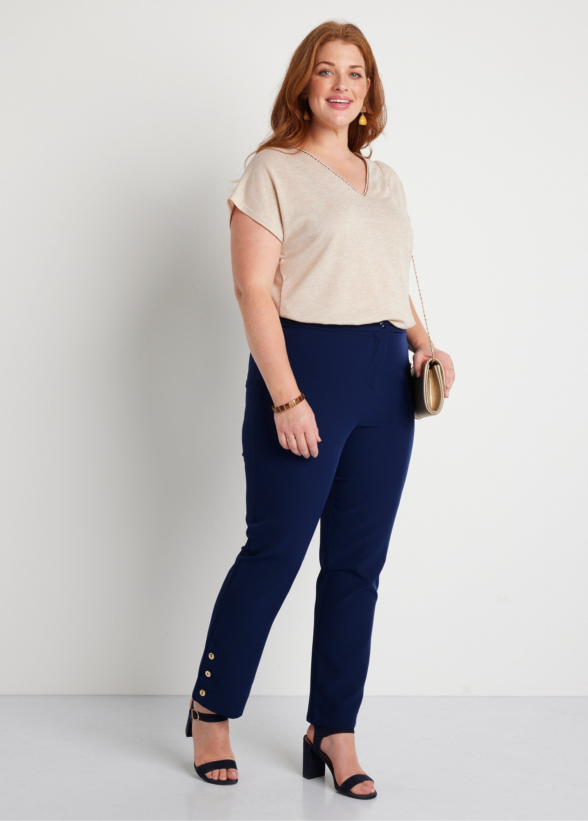 7/8e_broek_met_rechte_pijpen_marineblauw_SF1_curvy