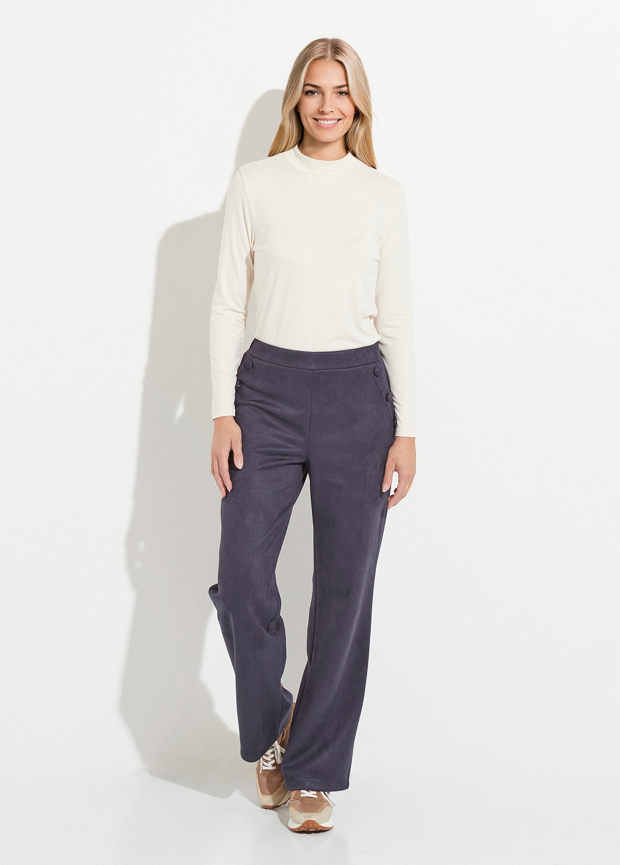 Rechte_broek_met_elastische_tailleband_van_suède_stof_Marine_SF1_slim