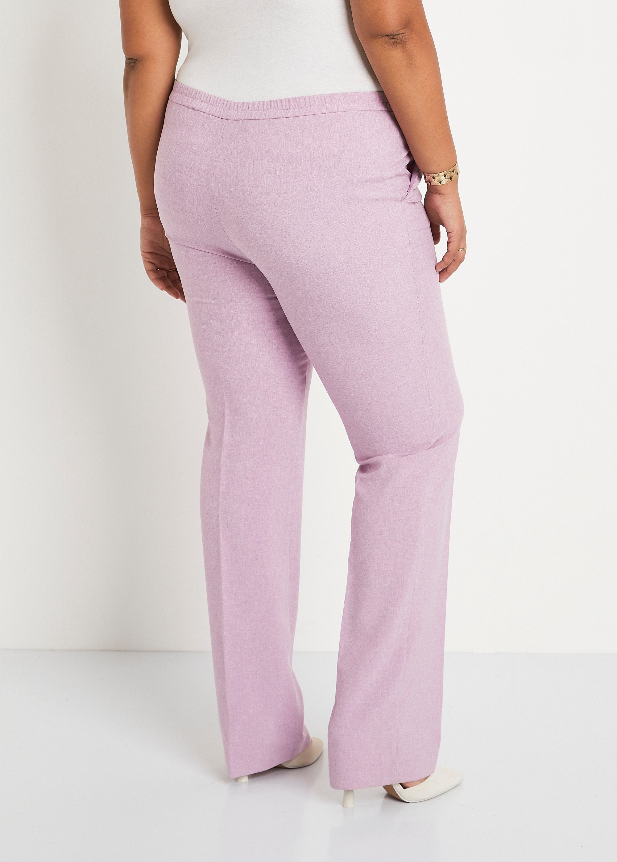 Rechte_broek_met_semi-elastische_tailleband_Parma_DO1_curvy