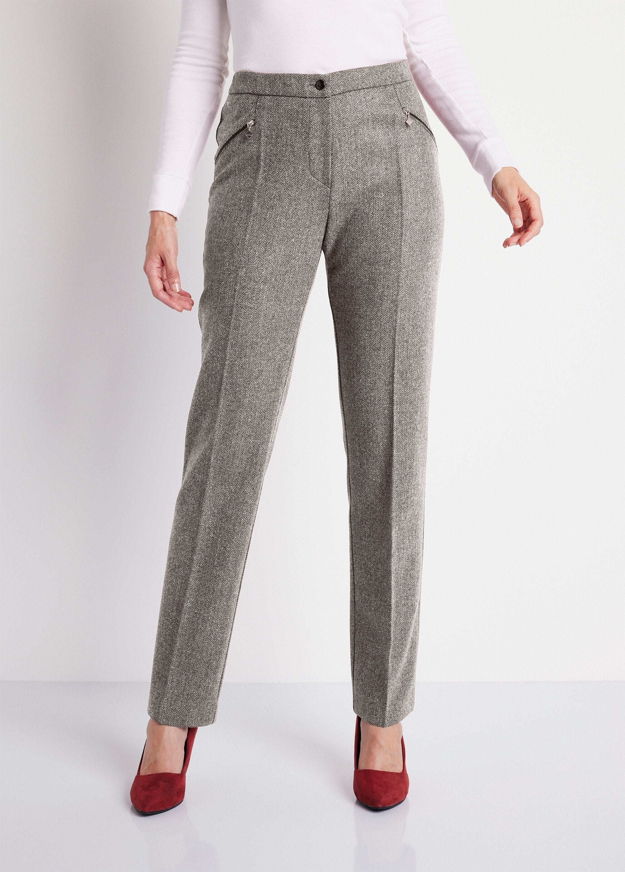 Rechte_broek_met_visgraatmotief_of_gevlekte_pijpen_70_cm_binnenbeenlengte_Grijze_punthaken_FA1_slim