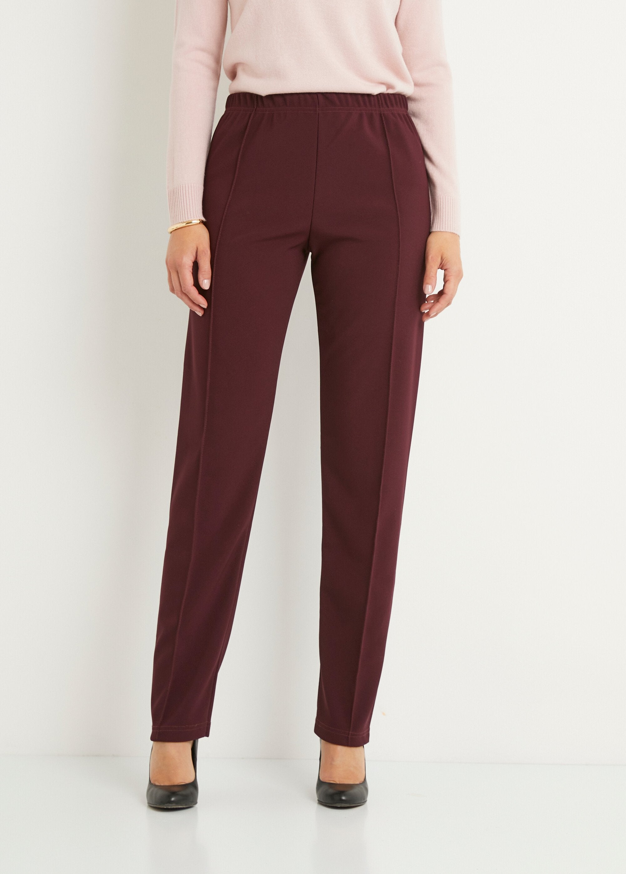 Rechte_broek_met_elastische_tailleband_in_ribgebreisel_Bordeaux_FA1_slim