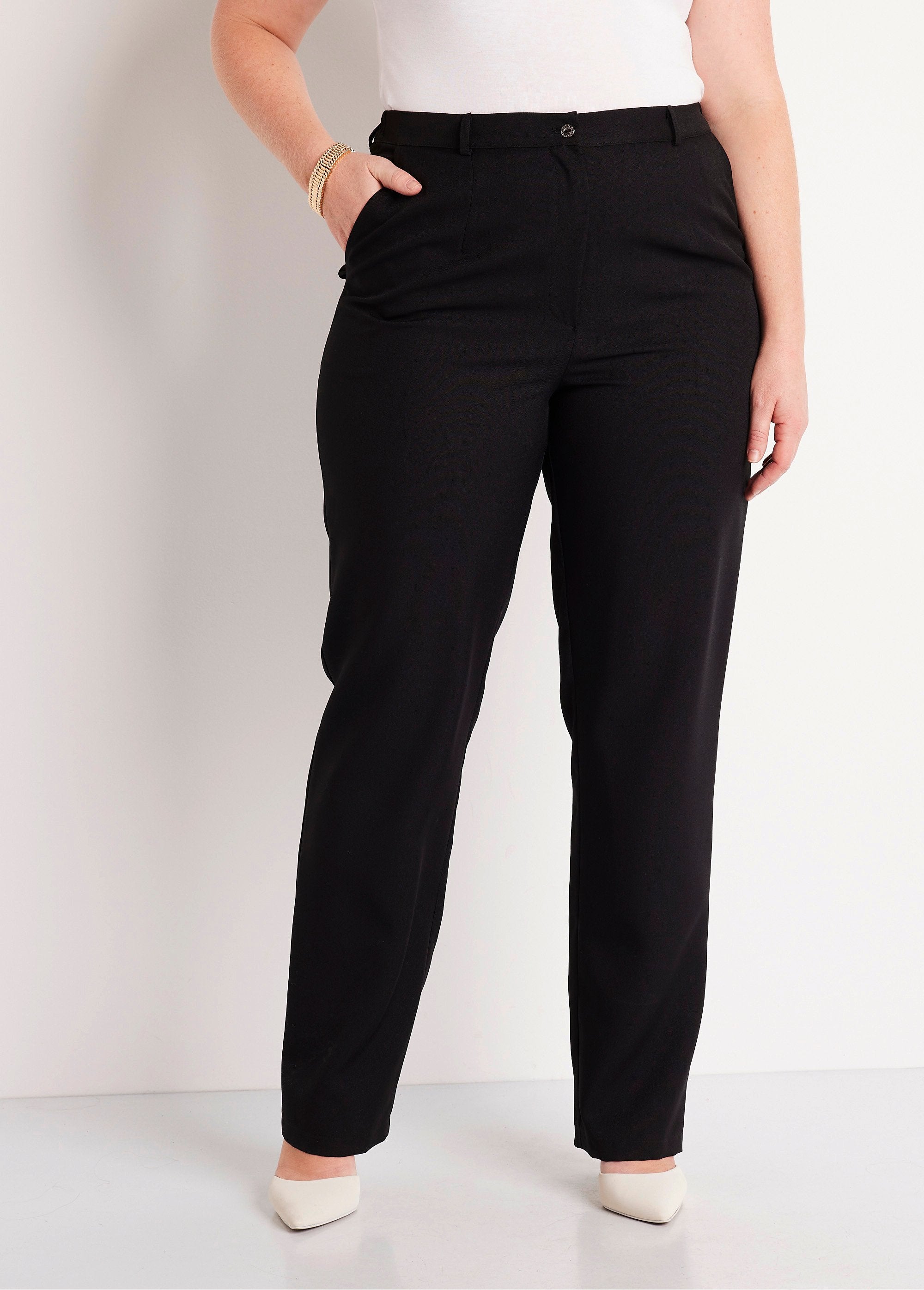 Effen_broek_met_rechte_pijpen_en_semi-elastische_tailleband_ZWART_FA1_curvy