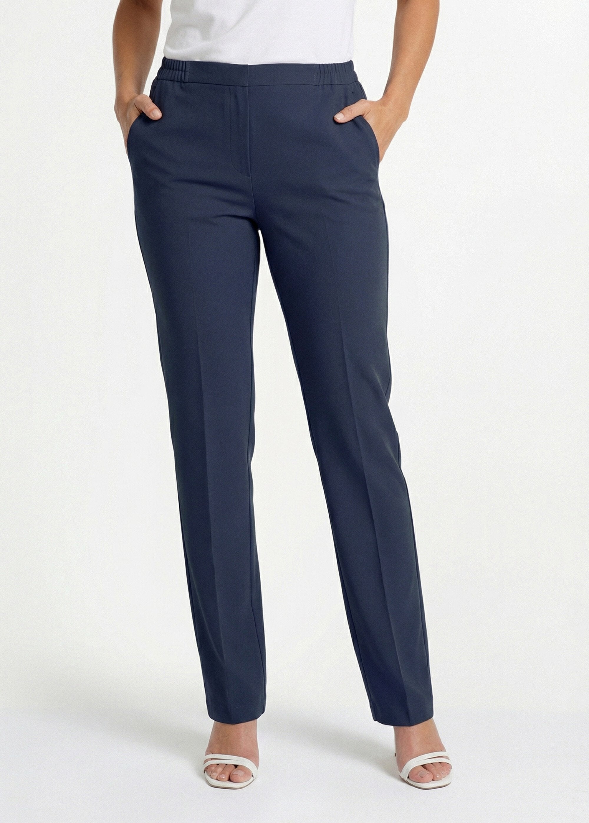 Rechte_broek_met_semi-elastische_tailleband_Marien_FA1_slim
