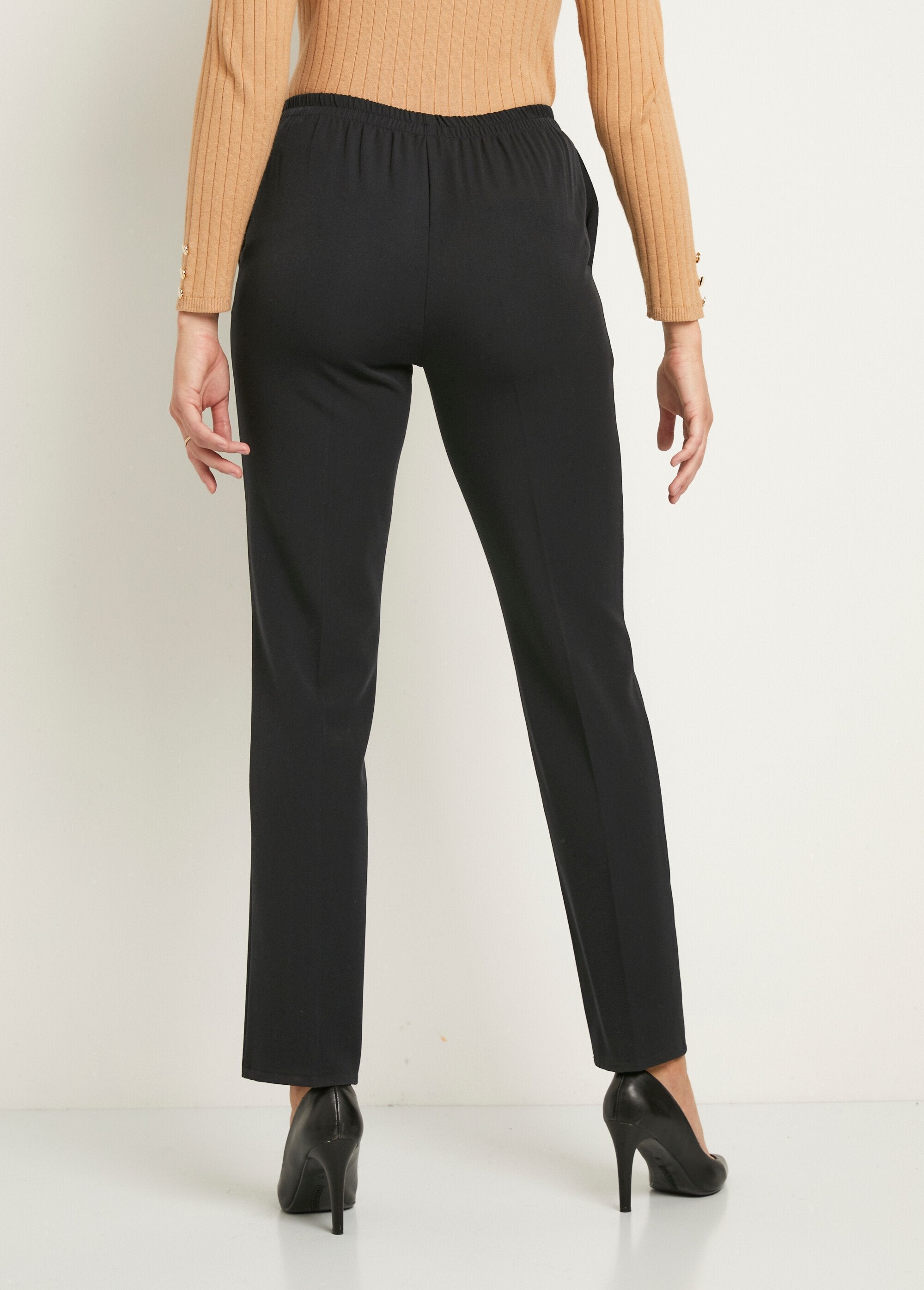 Broek_met_rechte_pijpen,_semi-elastische_tailleband_en_plat_buikje_Effen_marine_DO1_slim