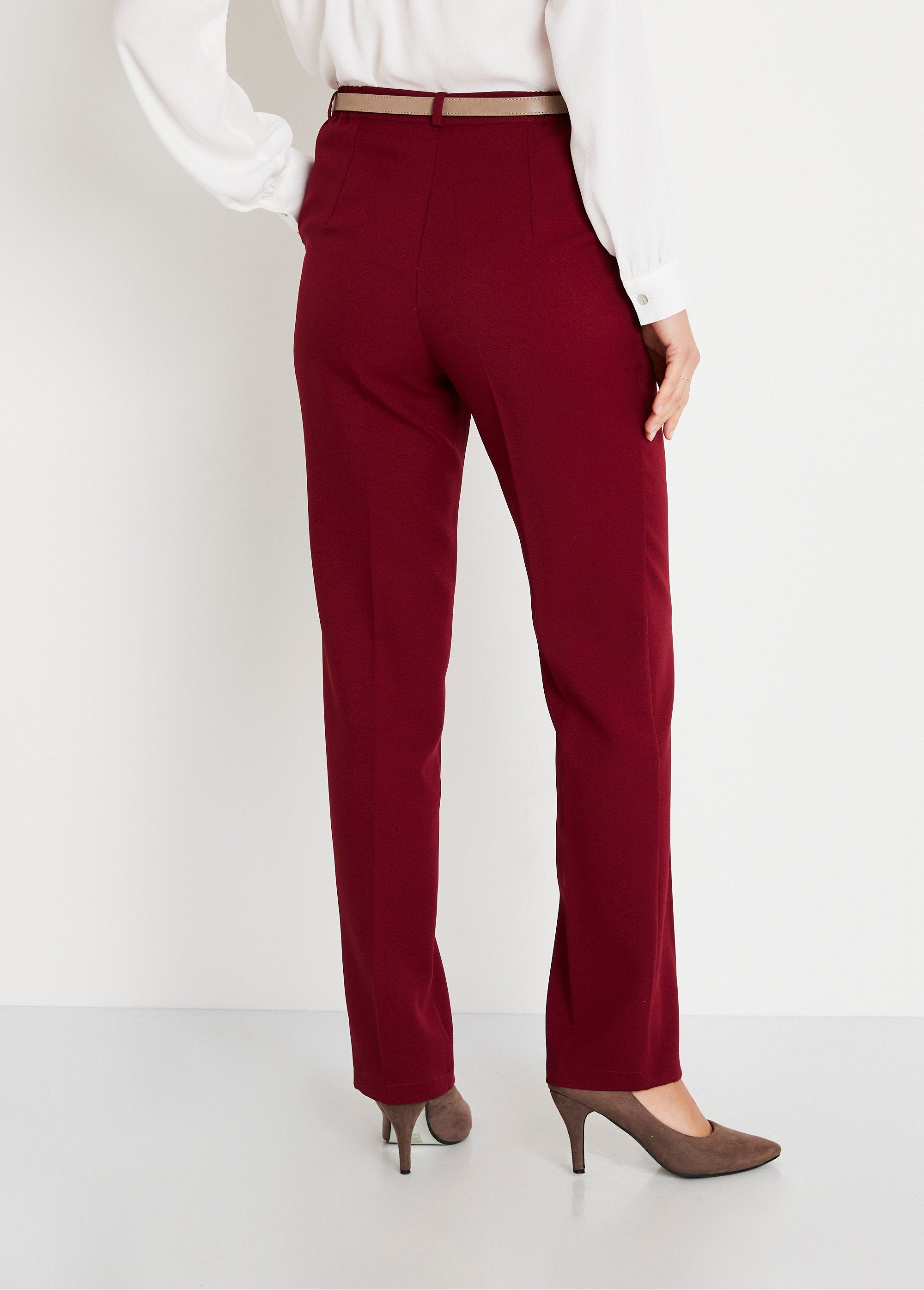 Effen_broek_met_rechte_pijpen_en_semi-elastische_tailleband_Bordeaux_DO1_slim