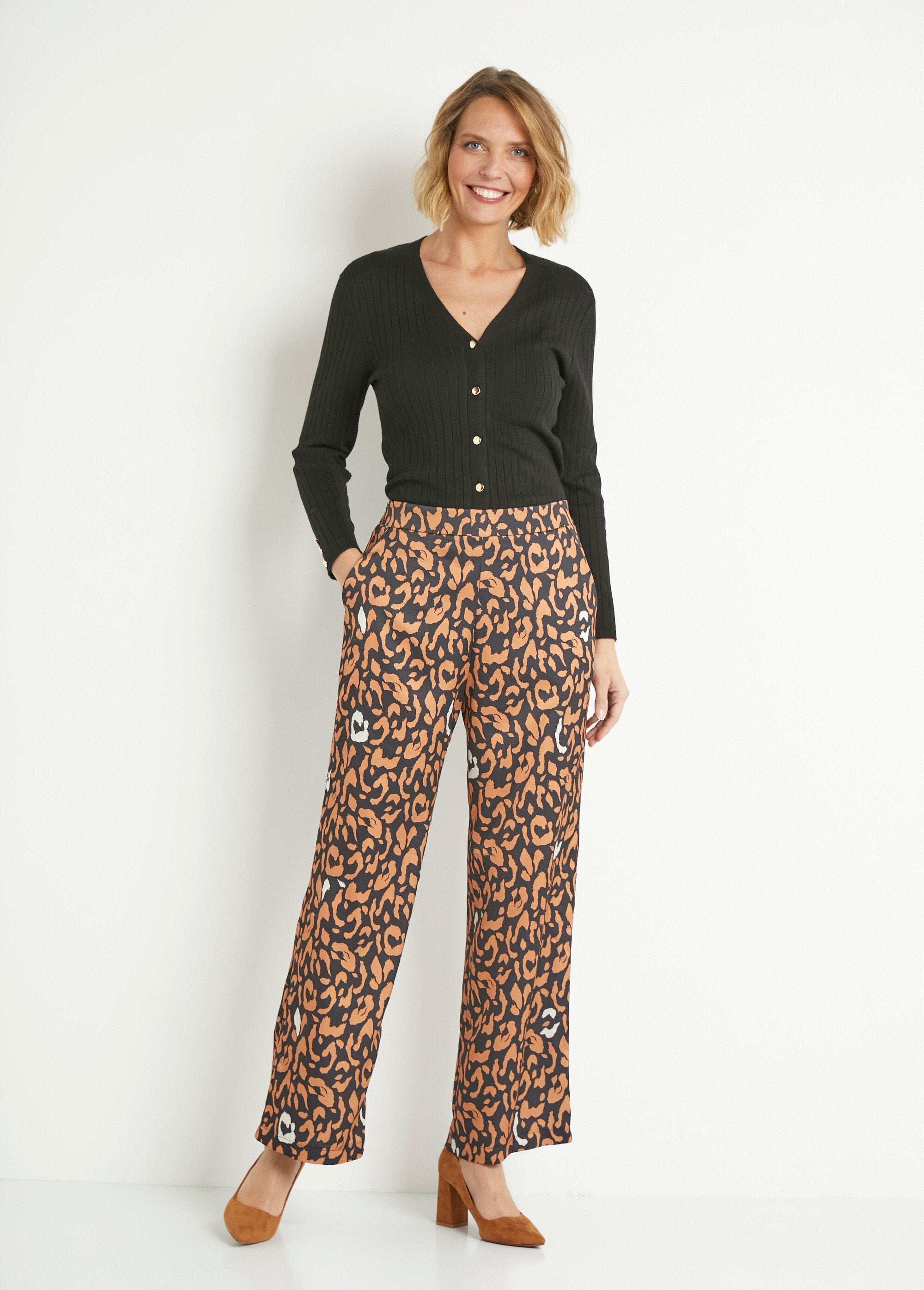 Soepele_elastische_broek_met_luipaardprint_Leopard_SF1_slim