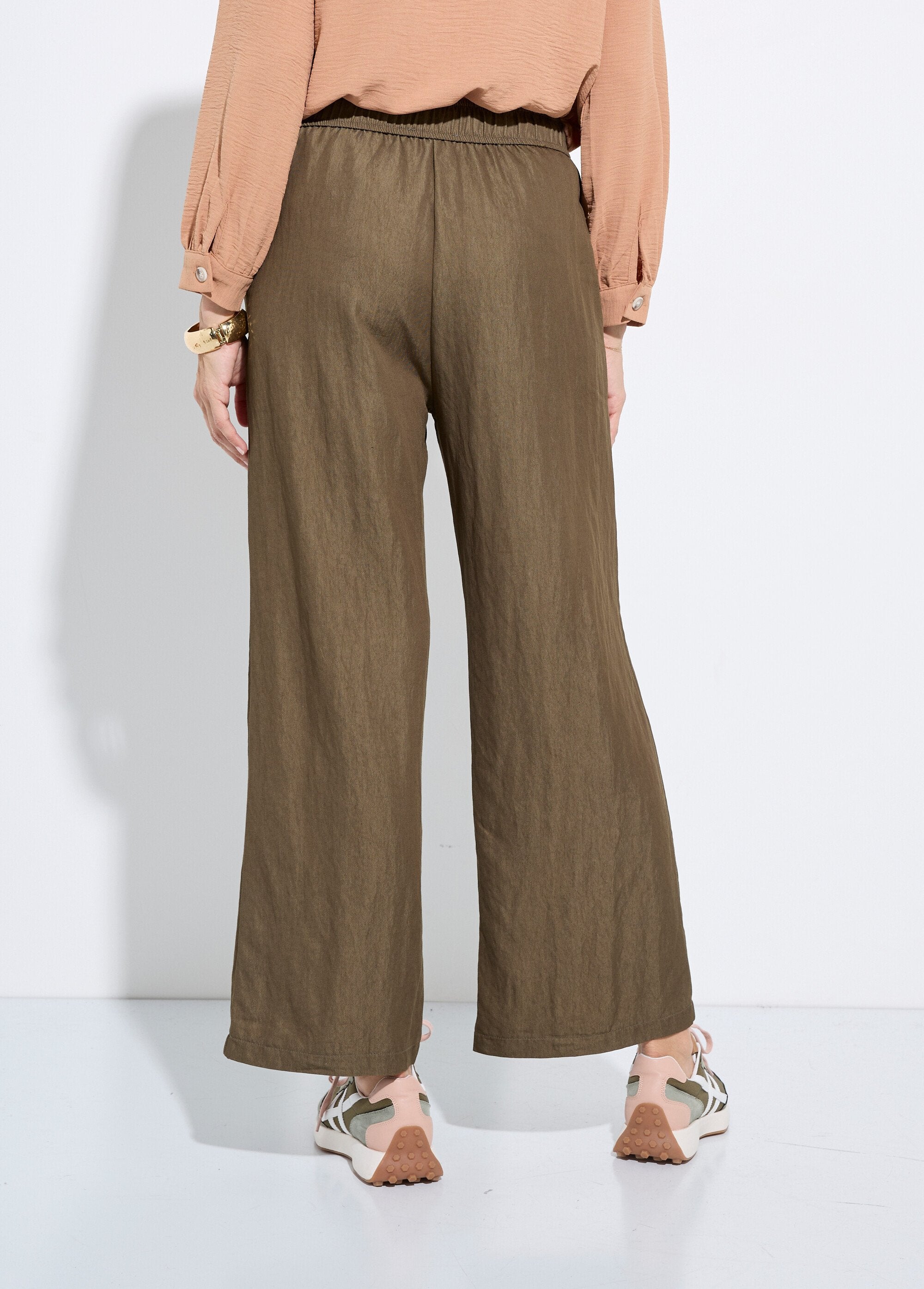 Effen_broek_van_elastische_keperstof_Kaki_DO1_slim