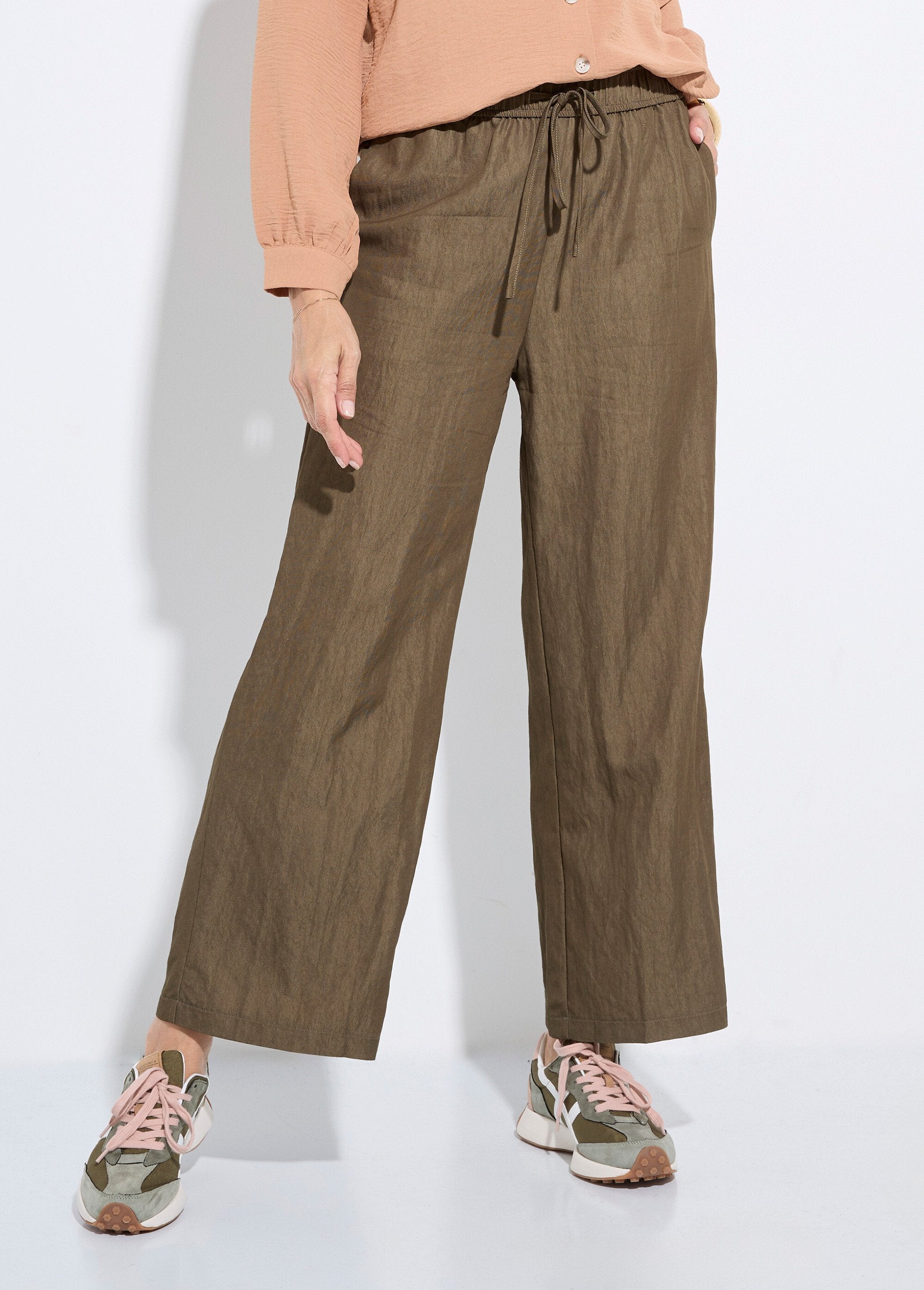 Effen_broek_van_elastische_keperstof_Kaki_FA1_slim