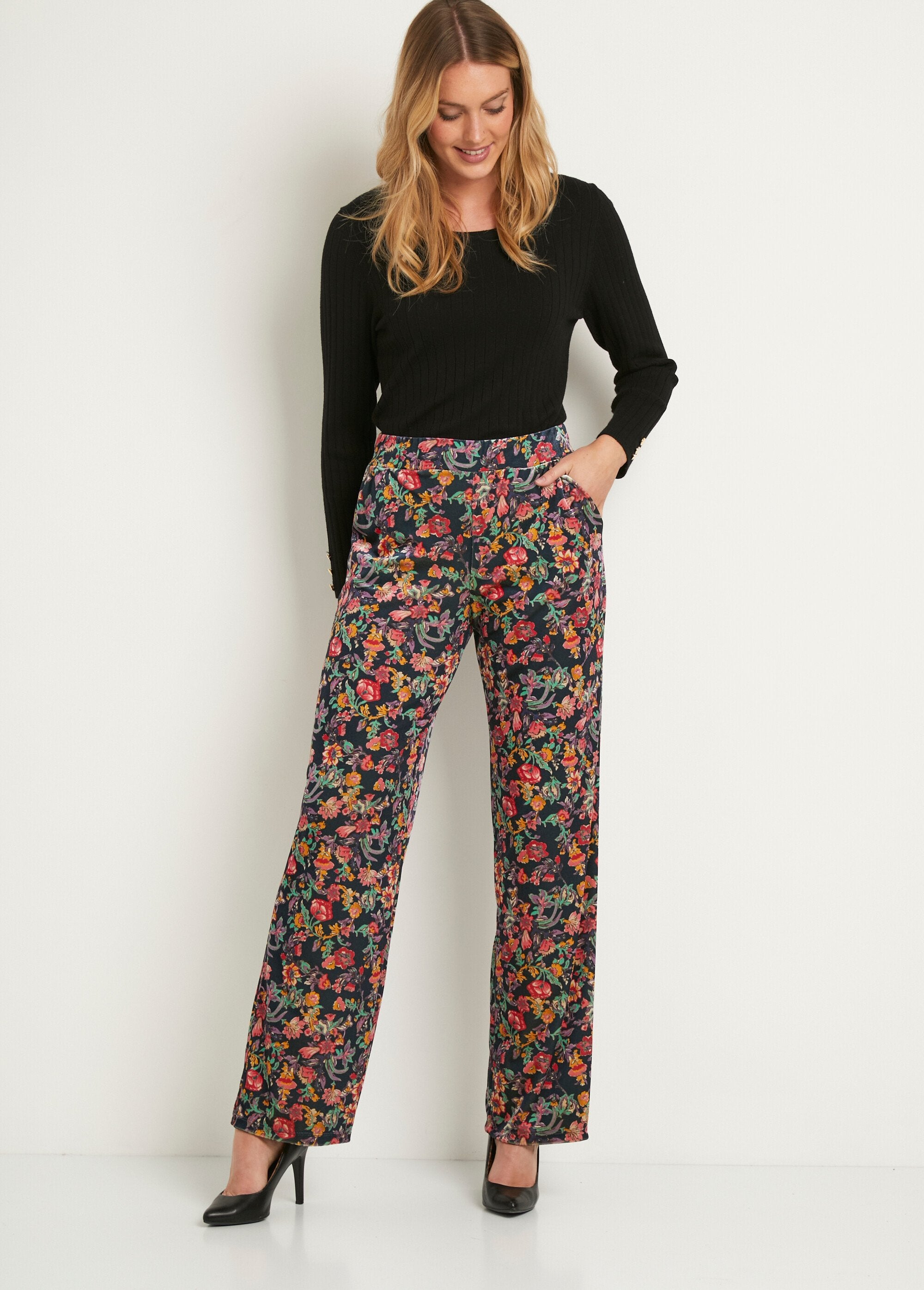 Soepele_broek_met_semi-elastische_taille_in_gebloemd_fluweel_Marine_et_rose_SF1_slim