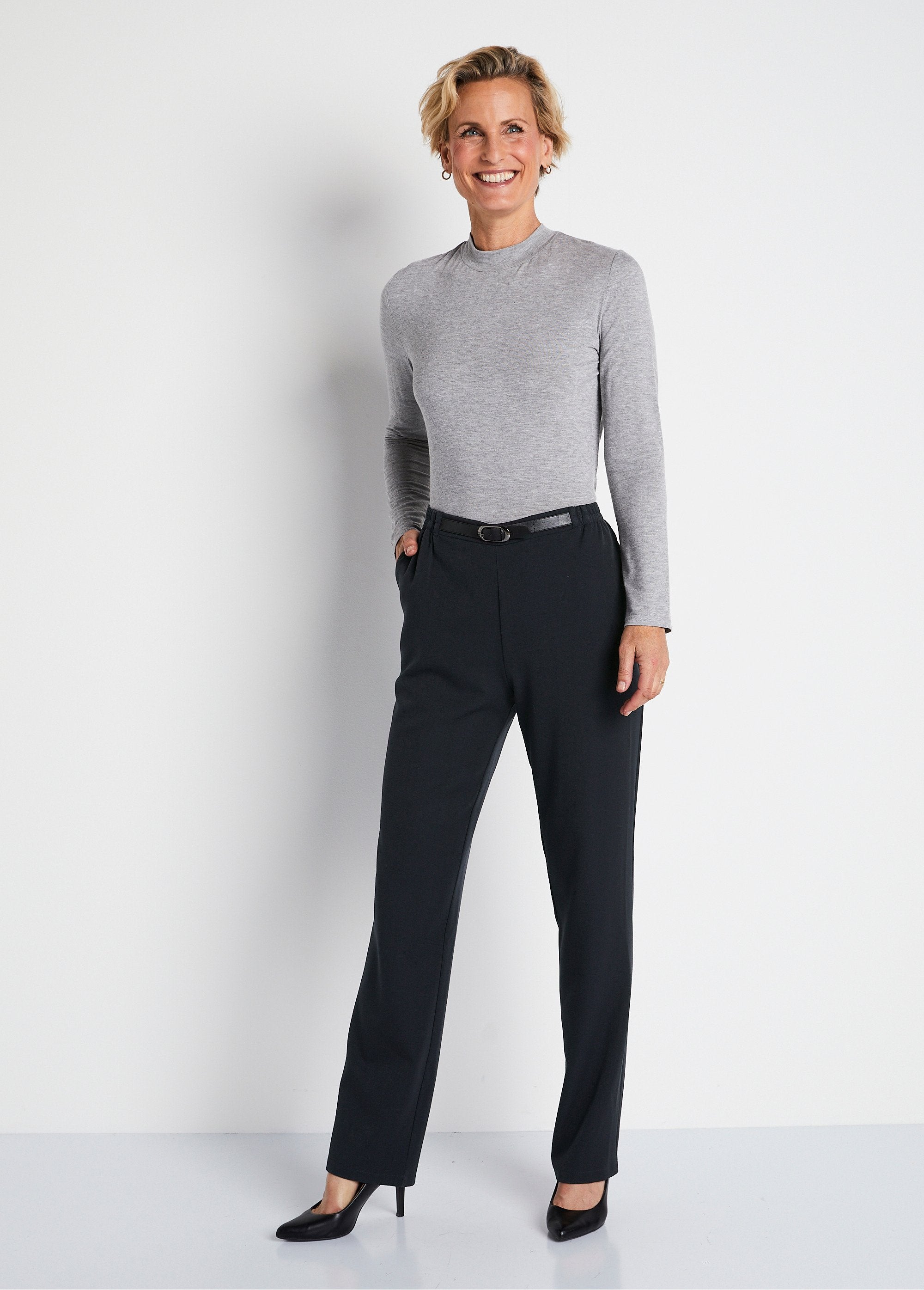 Kreukbestendige_broek_met_semi-elastische_tailleband_Marien_SF1_slim