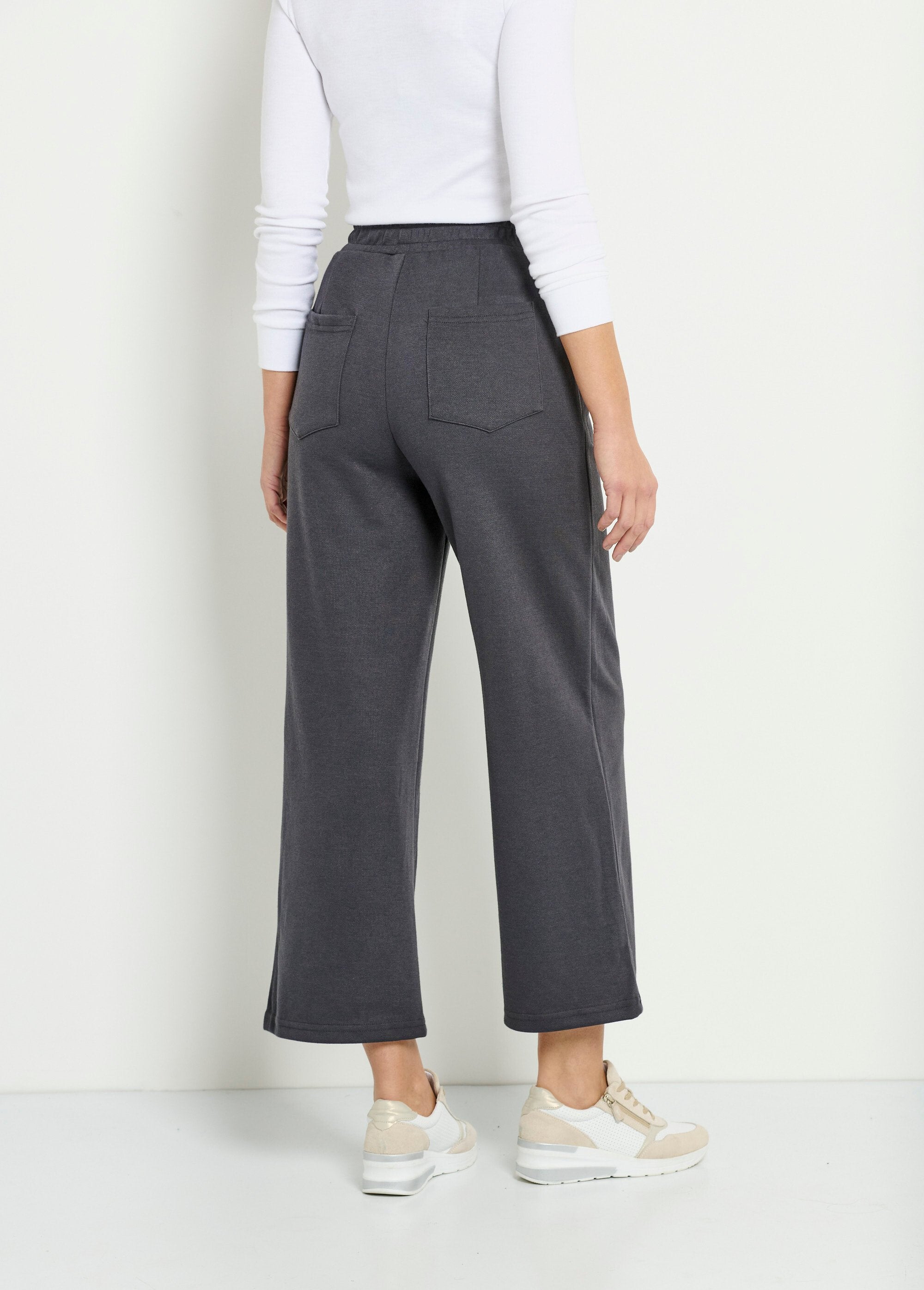 Comfort_broek_met_wijde_pijpen_van_polo-mesh_Gris_DO1_slim