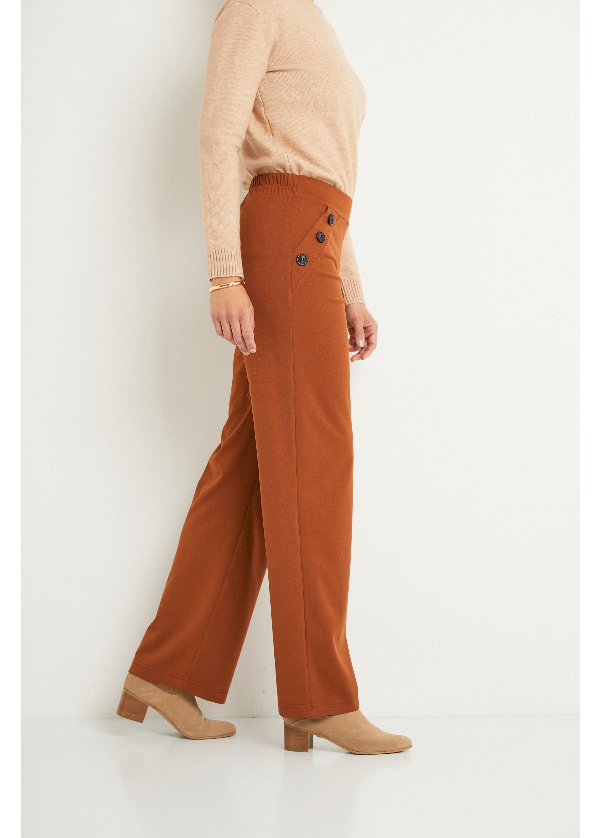 Semi-elastische_broek_met_wijde_pijpen,_effen_Camel_DR1_slim