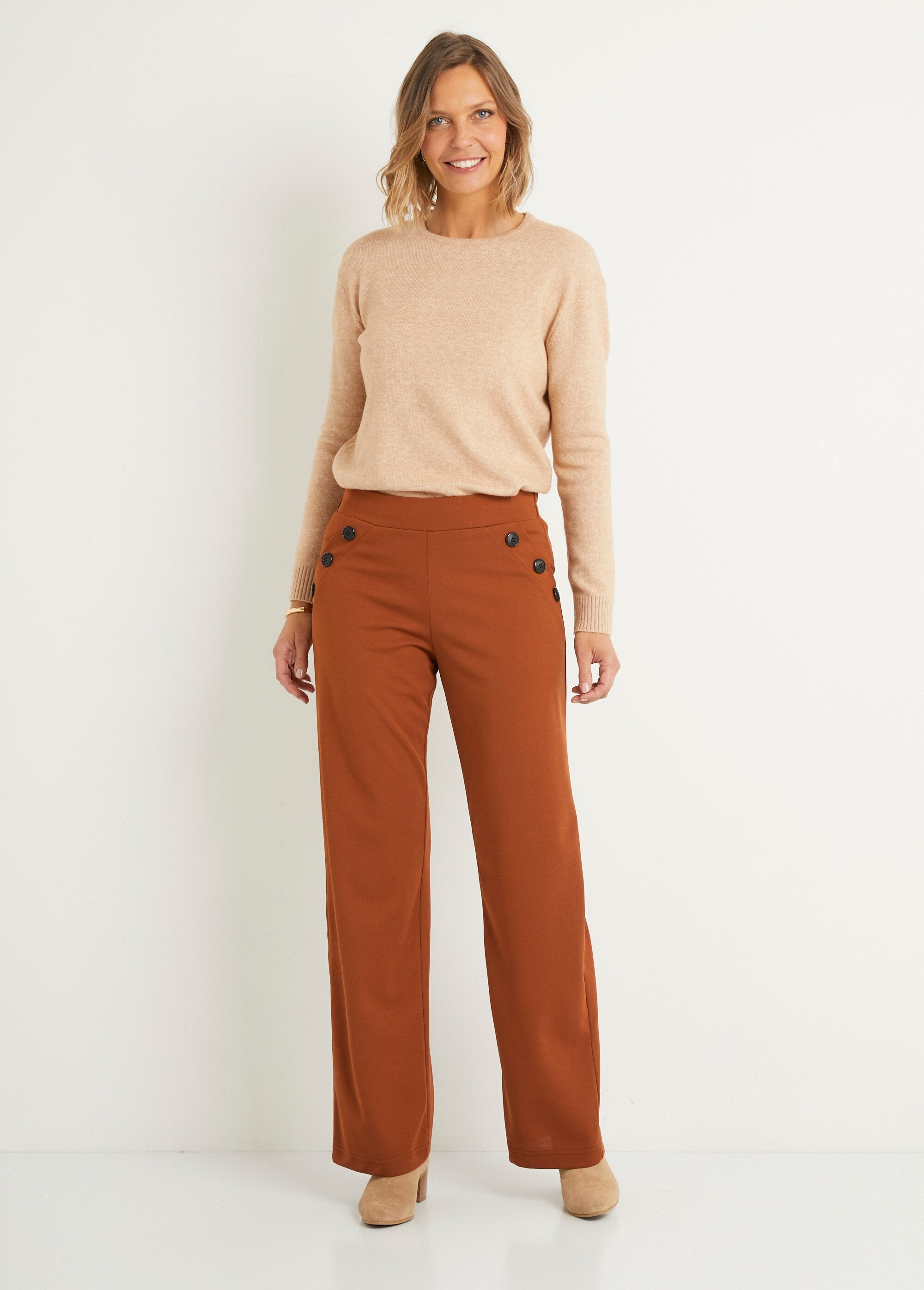 Semi-elastische_broek_met_wijde_pijpen,_effen_Camel_SF1_slim