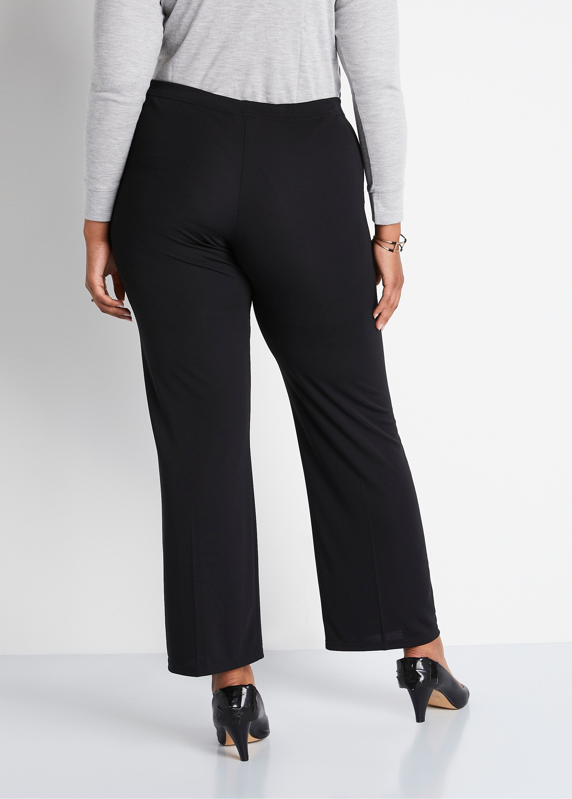 Soepel_uitlopende_broek_met_elastische_tailleband_ZWART_DO1_curvy