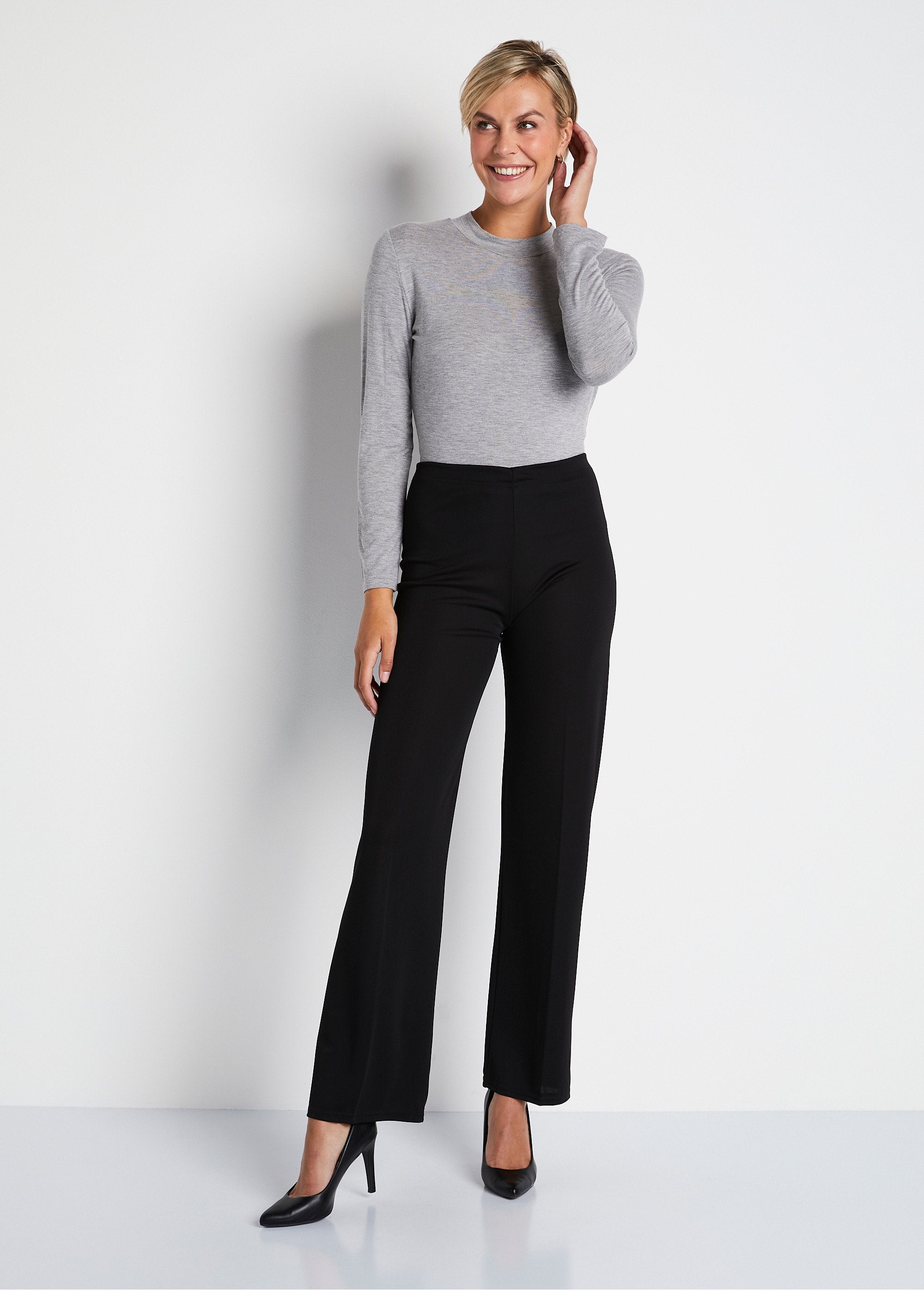 Soepel_uitlopende_broek_met_elastische_tailleband_ZWART_SF1_slim