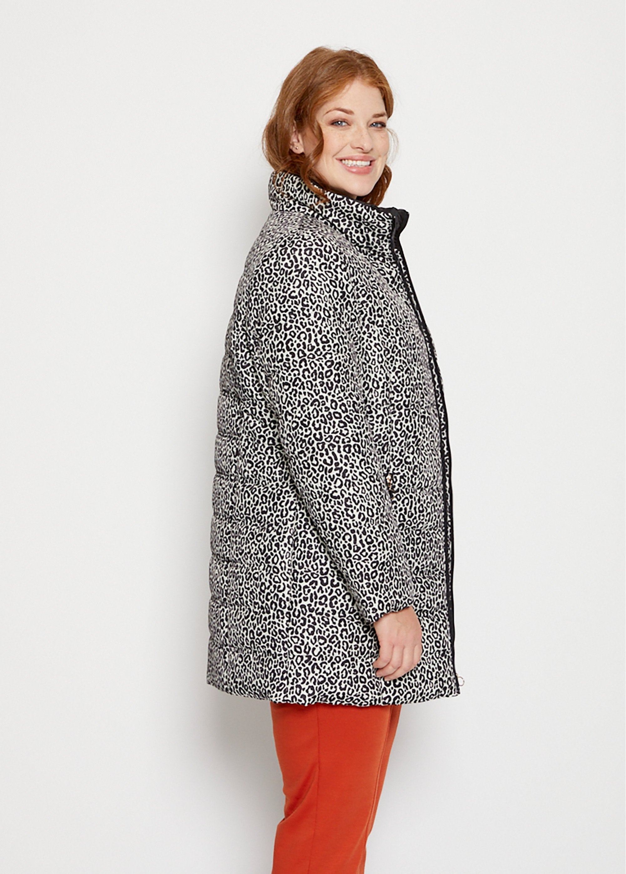 Gewatteerde_parka_met_luipaardprint_Naturel_et_noir_DR1_curvy