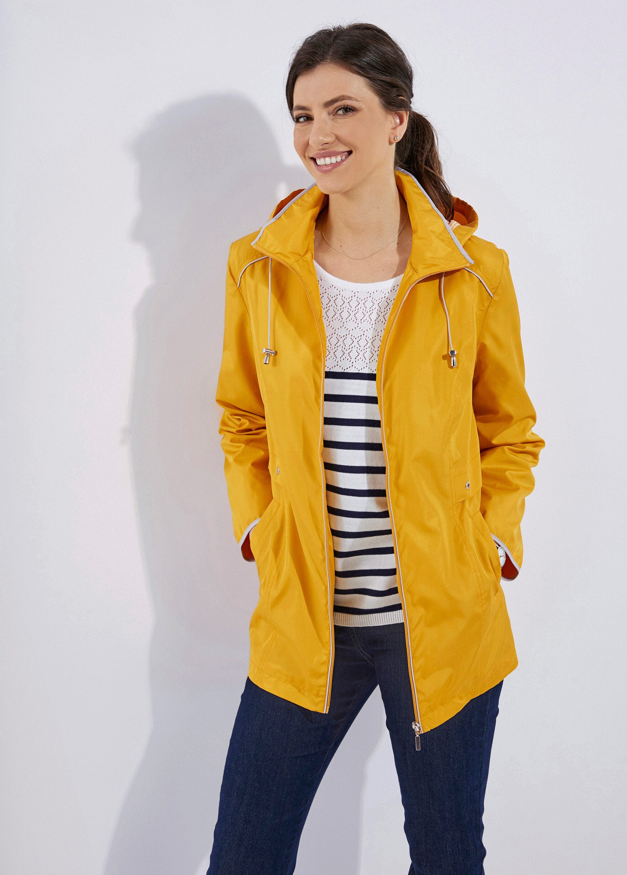 Korte_parka_met_rits_Moutarde_FA1_slim