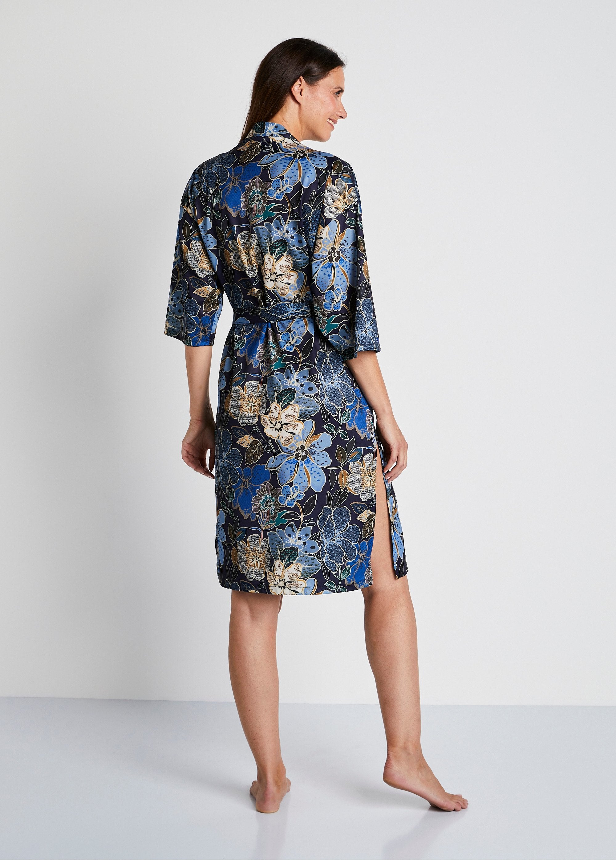 Halflange_satijnen_kimono_badjas_Marine_print_DO1_slim