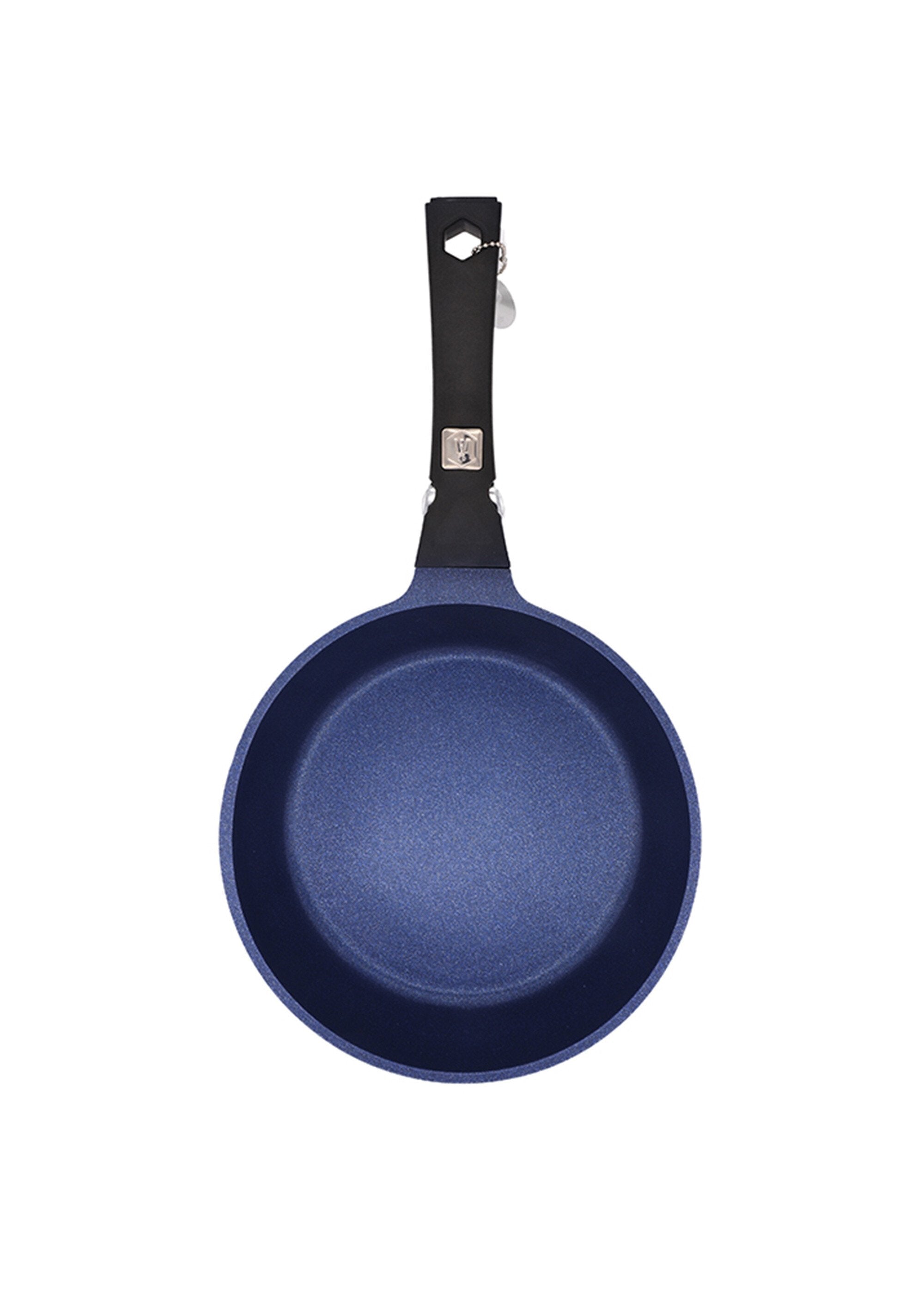 Zwarte_koekenpan_met_afneembare_steel_24_cm_-_"Diamant_Bleu_BLAUW_OV1_slim