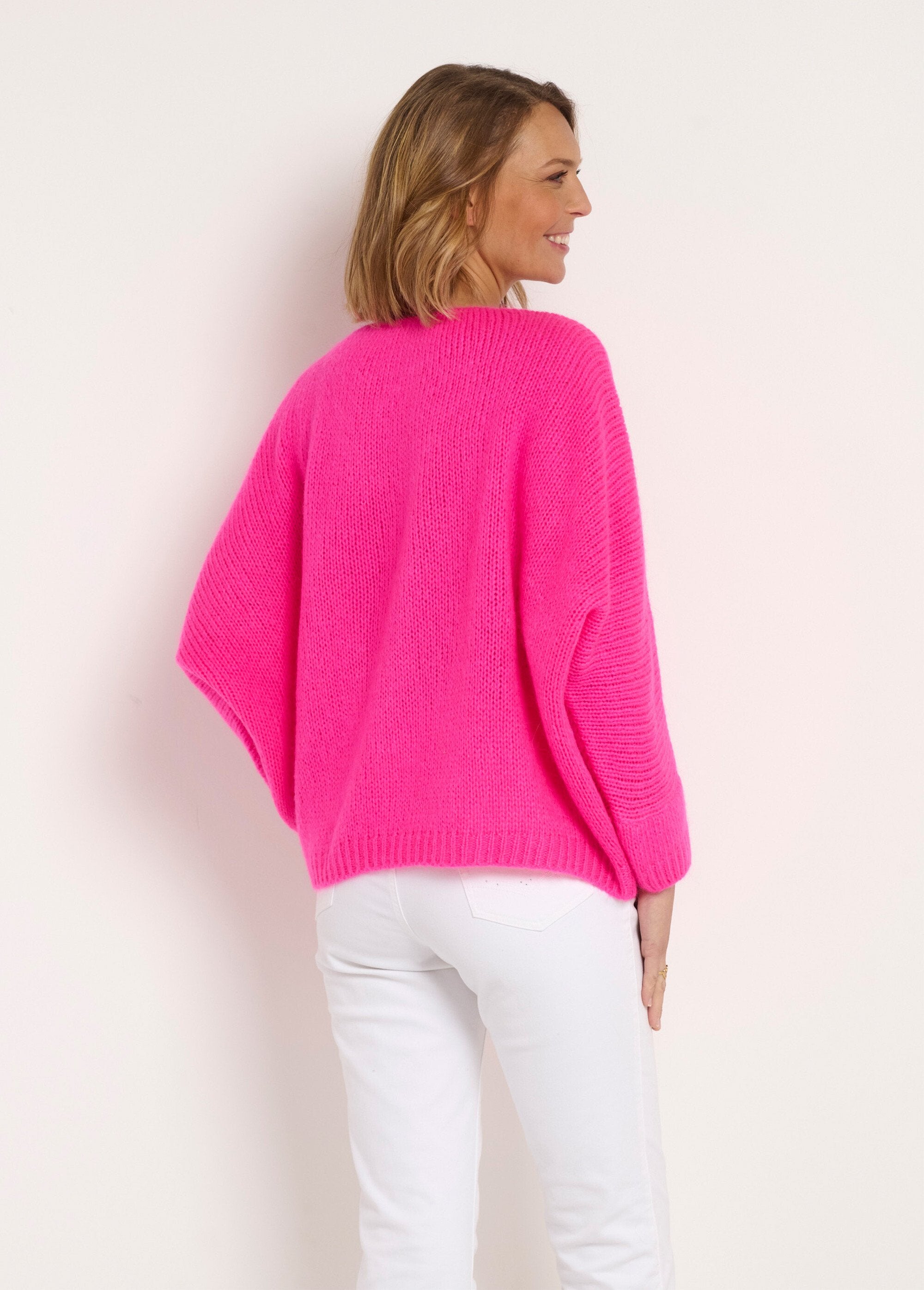 Pull_chaud_laine_mohair_col_V_emmanchures_descendues_Rose_vif_DO1_slim