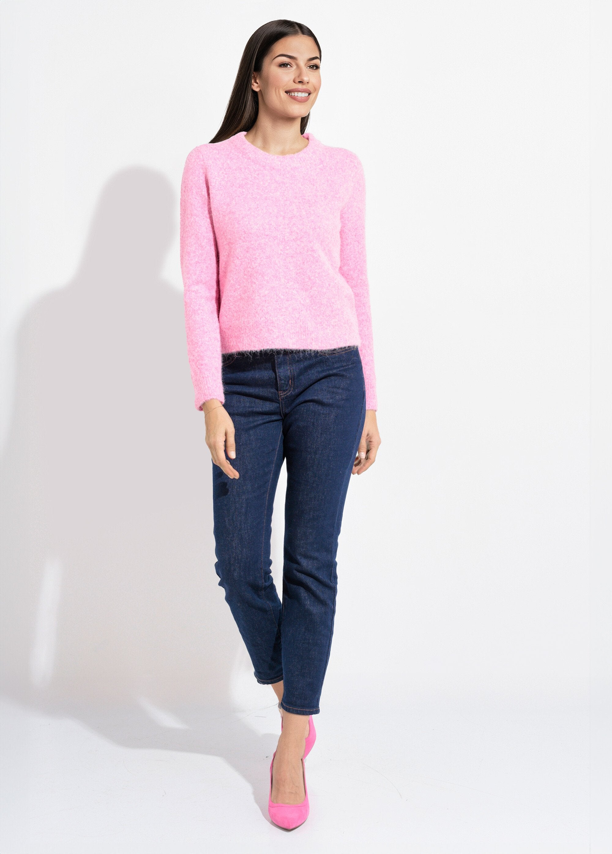 Warme,_pluizige_wollen_trui_met_ronde_hals_Rose_SF1_slim
