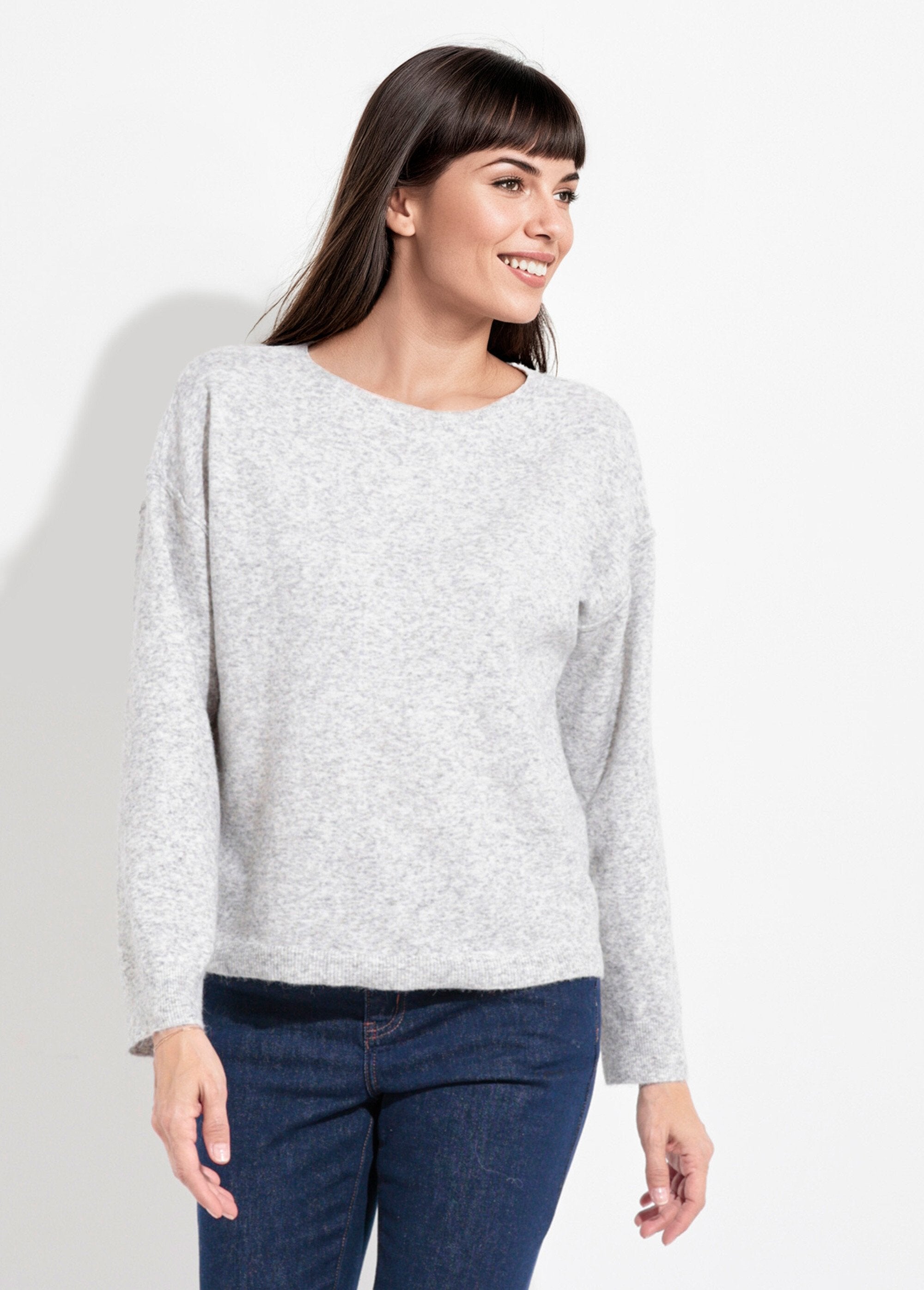 Warme_trui_met_ronde_hals_van_wol_Gris_clair_FA1_slim