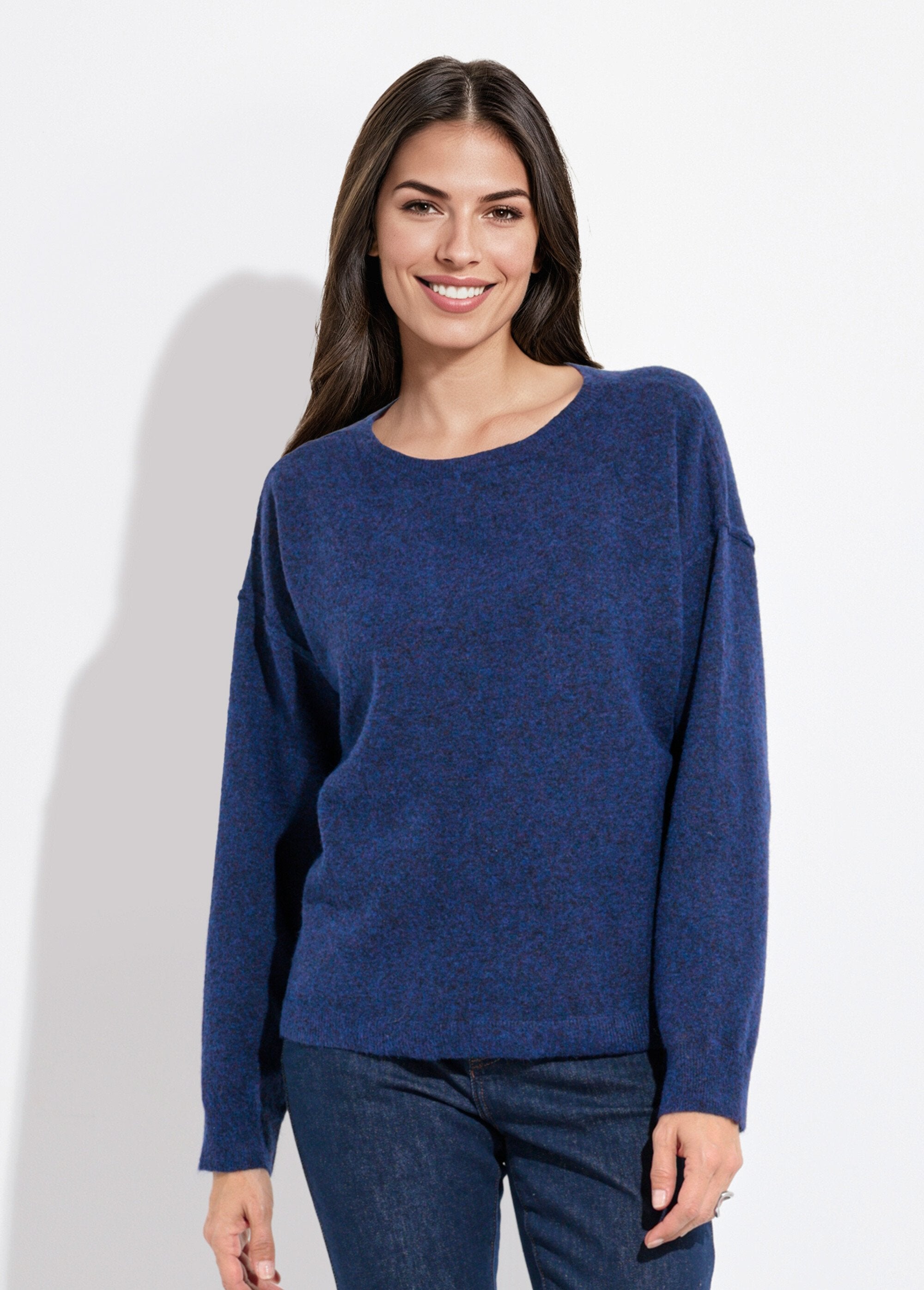 Warme_trui_met_ronde_hals_van_wol_Bleu_FA1_slim
