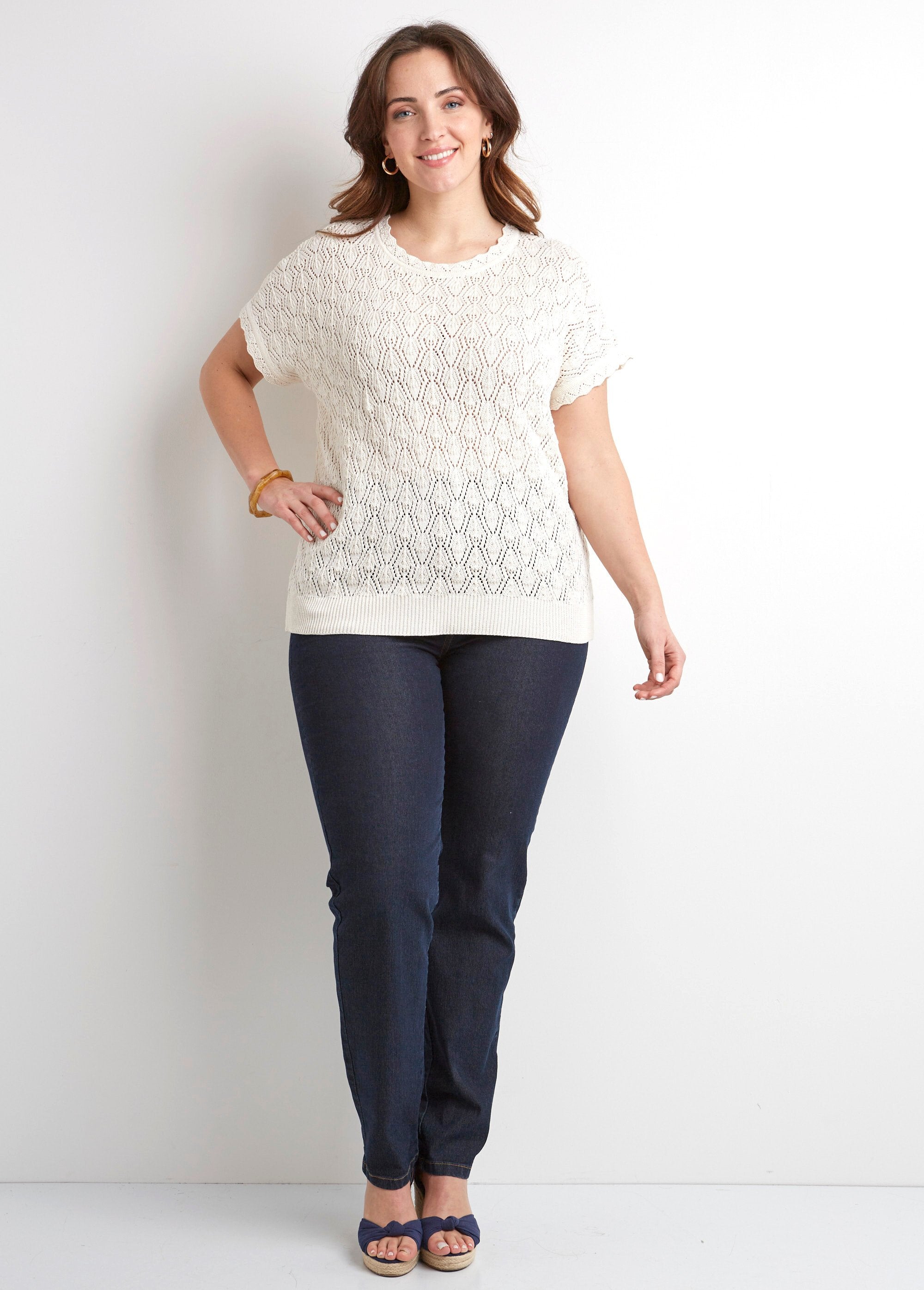 Pull_coton_court_col_rond_ajouré_effet_crochet_Ecru_SF1_curvy