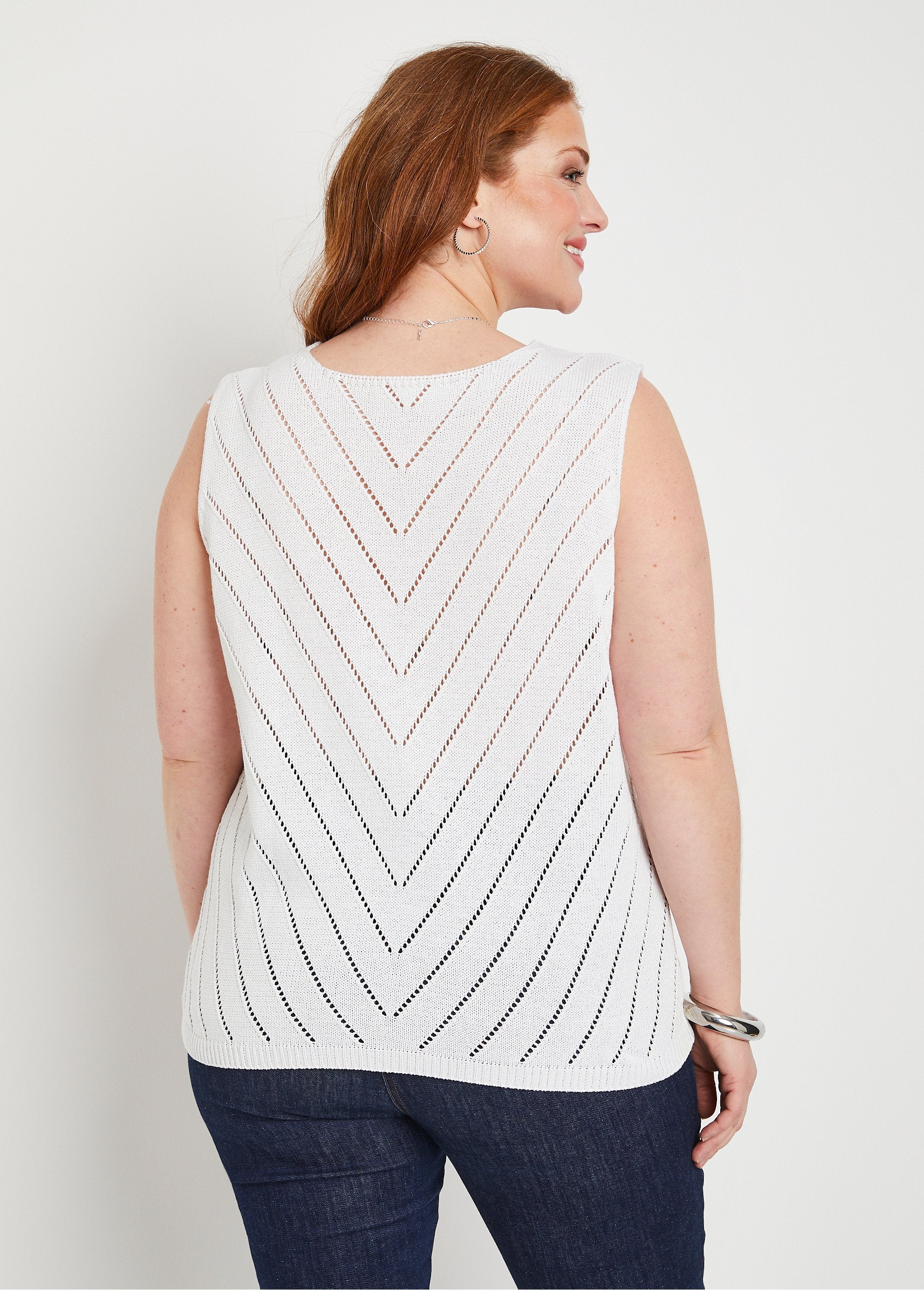 Dunne_opengewerkte_katoenen_tanktop_WIT_DO1_curvy