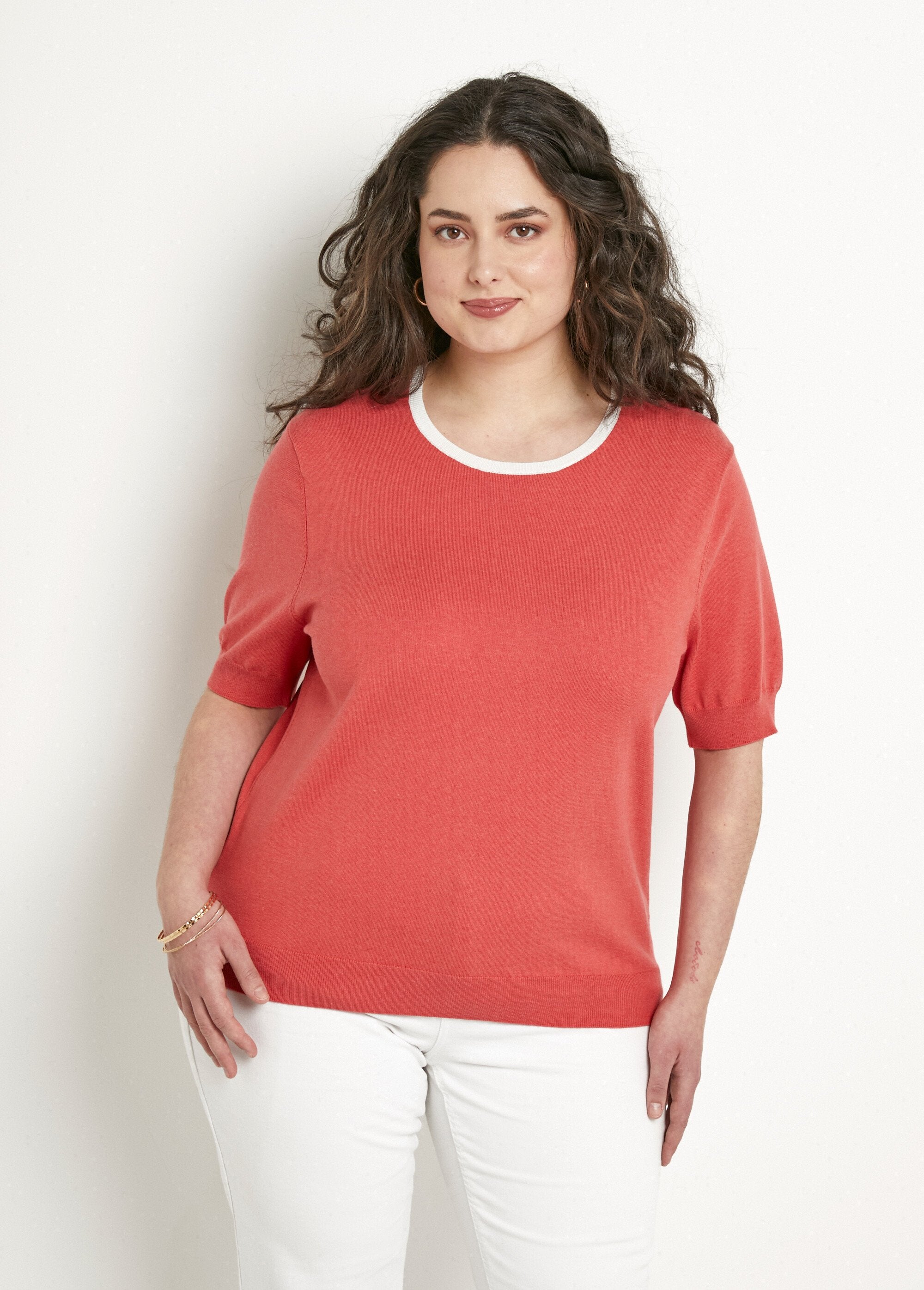 Pull_doux_manches_courtes_col_rond_Coquelicot_FA1_curvy