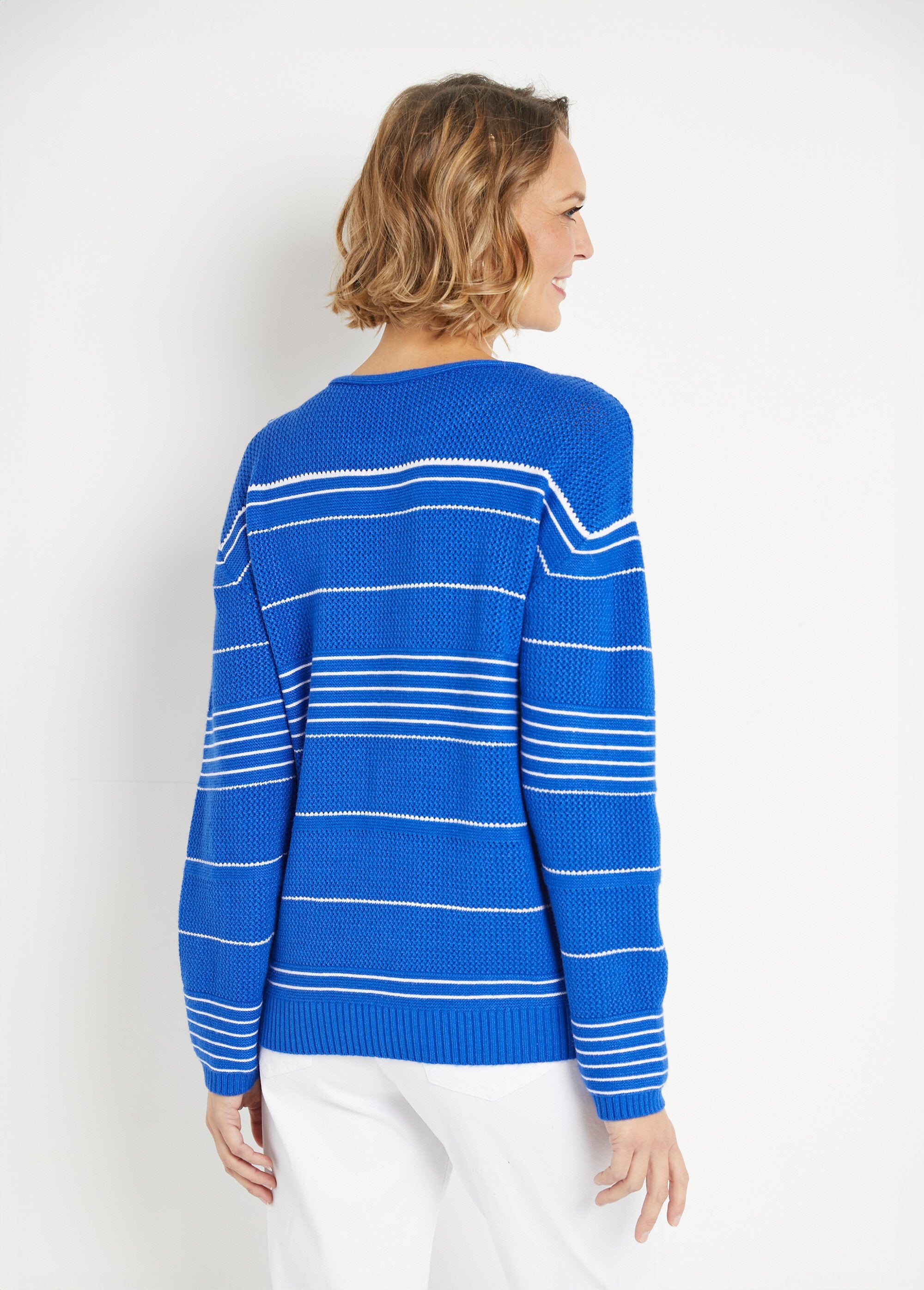 Pull_doux_rayé_col_rond_esprit_marinière_Bleu_dur_et_blanc_DO1_slim