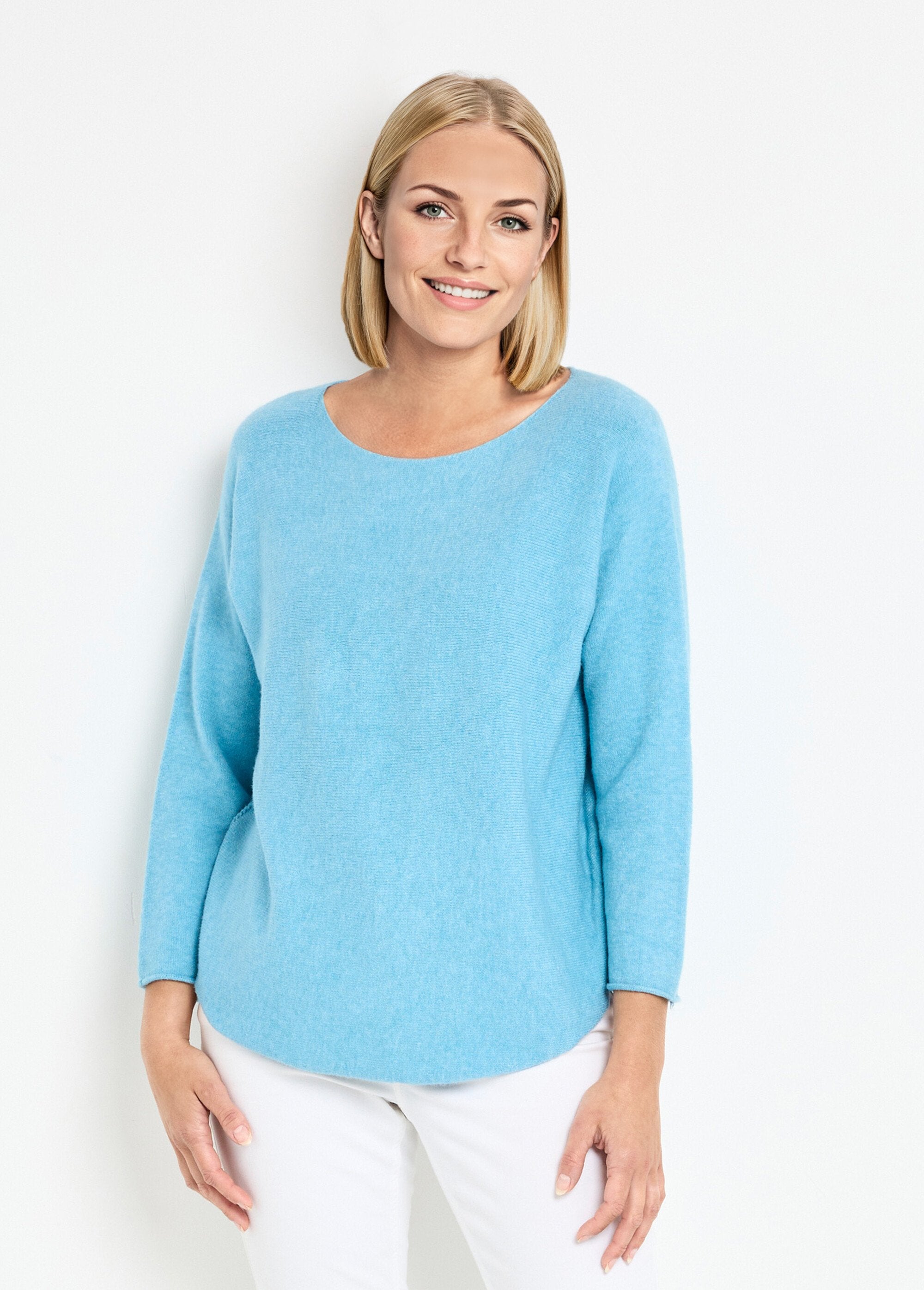 Trui_met_lange_mouwen_en_boothals_Bleu_ciel_FA1_slim