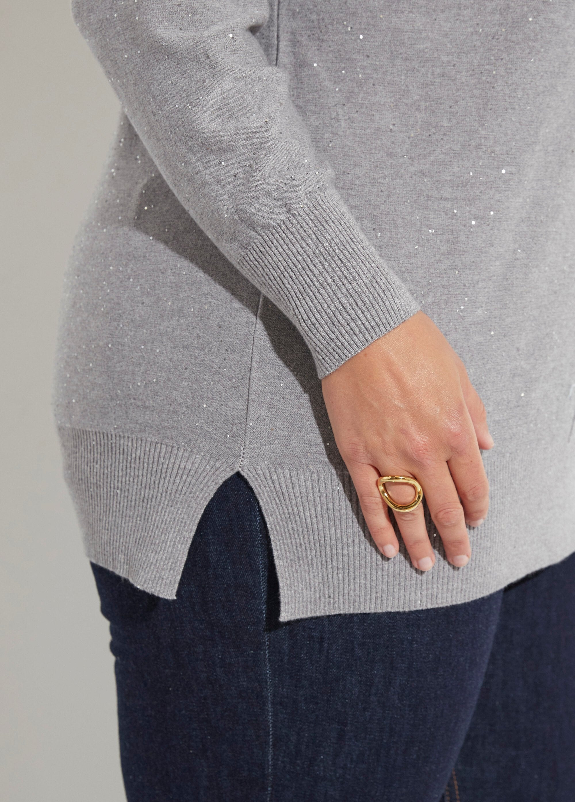 Pull_maille_fine_jauge_avec_mini_sequins_Gris_DE2_curvy