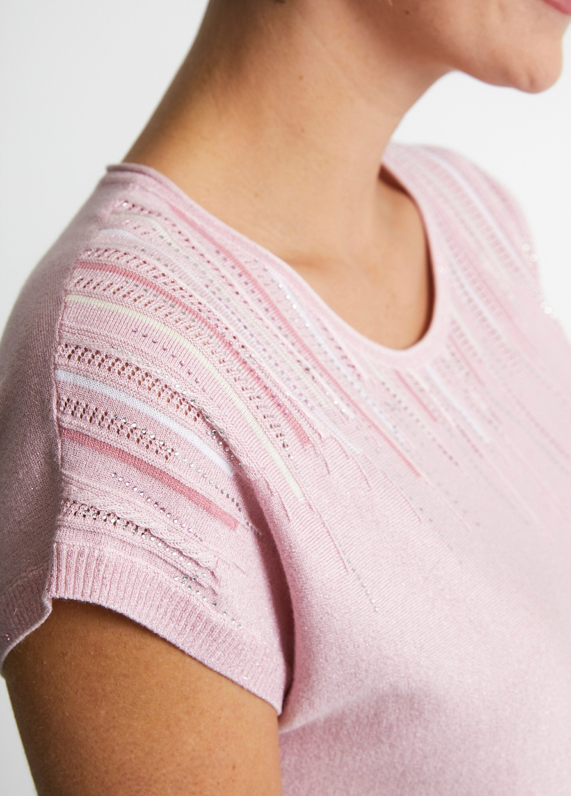 Glinsterende_gebreide_trui_met_kimonomouwen_Rose_DE2_slim