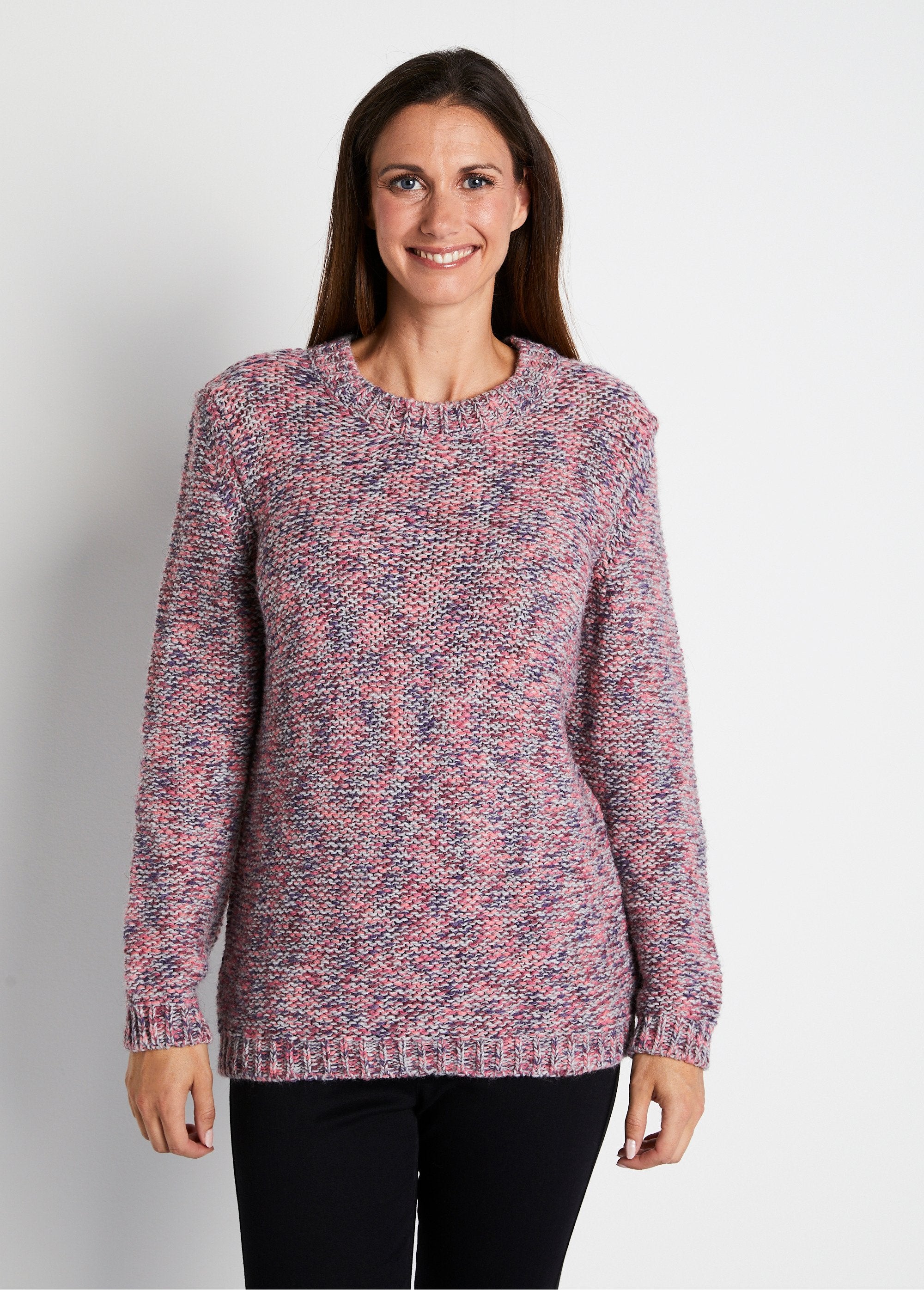 Voorgevormde_trui_met_ronde_hals_in_wol_en_alpaca_Roze_en_grijs_FA1_slim