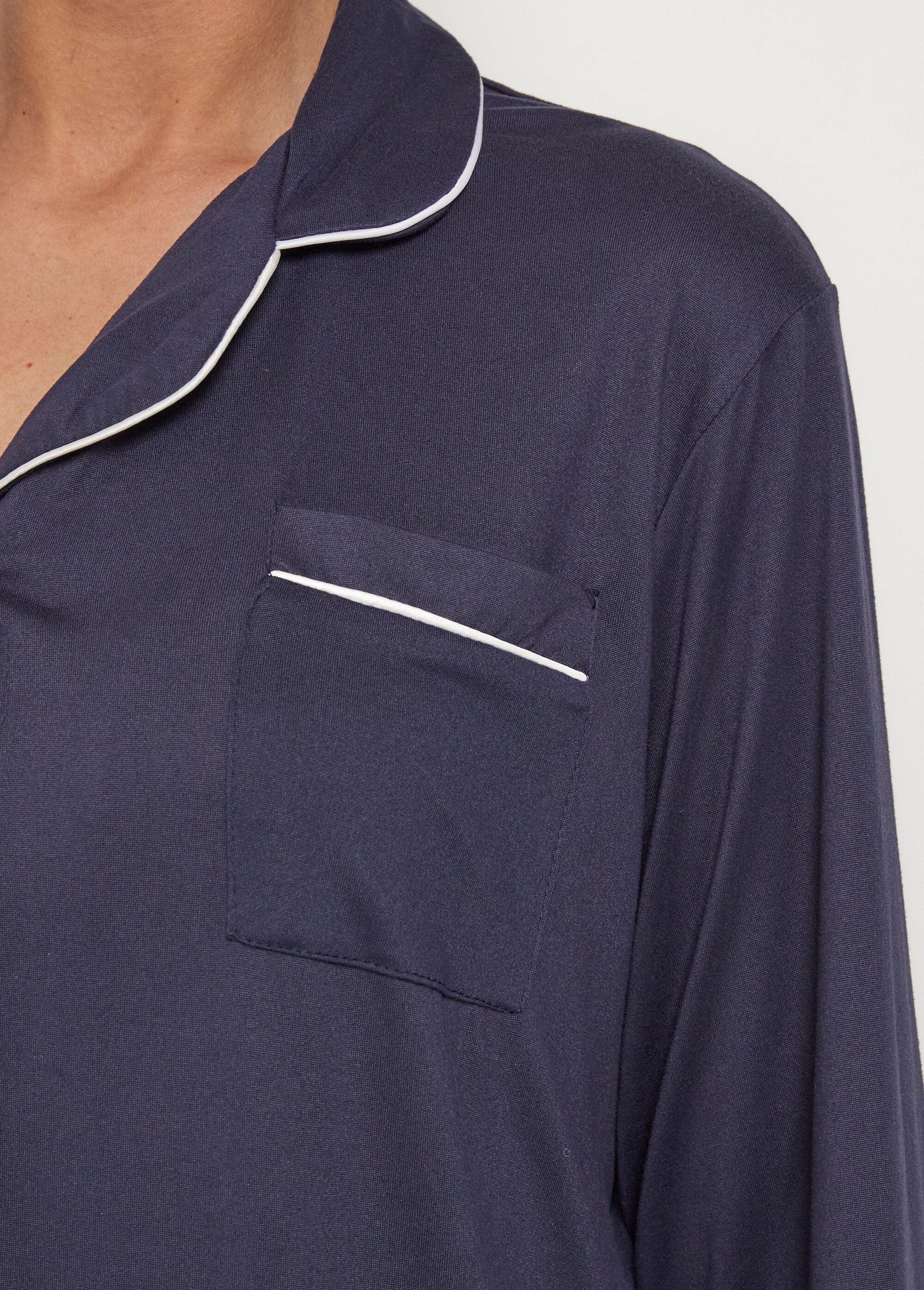 Pyjama_met_opstaande_kraag_en_lange_mouwen_Bleu_DE1_slim