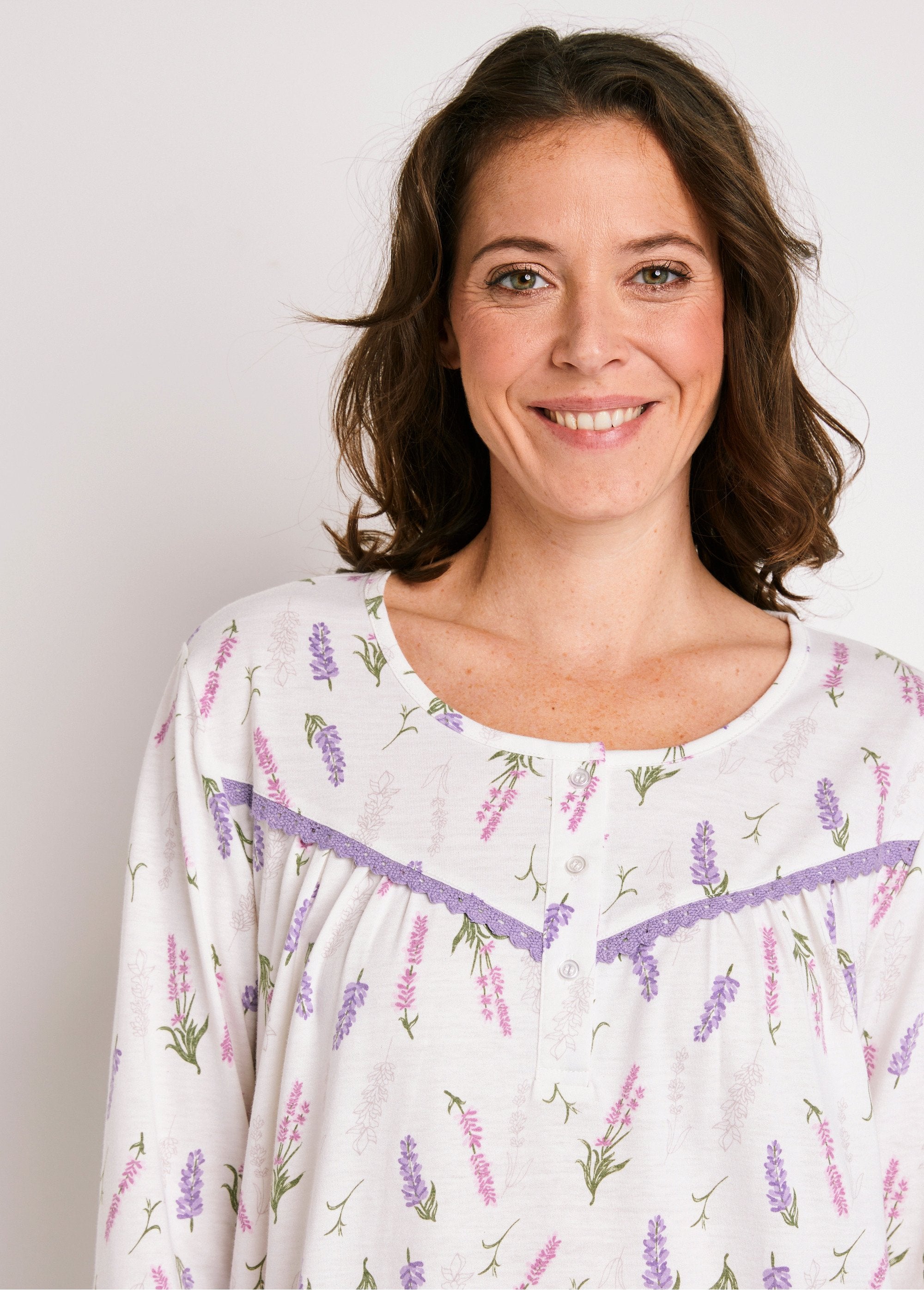 Pyjama_met_lange_mouwen_en_print_Parma-afdruk_DE1_slim