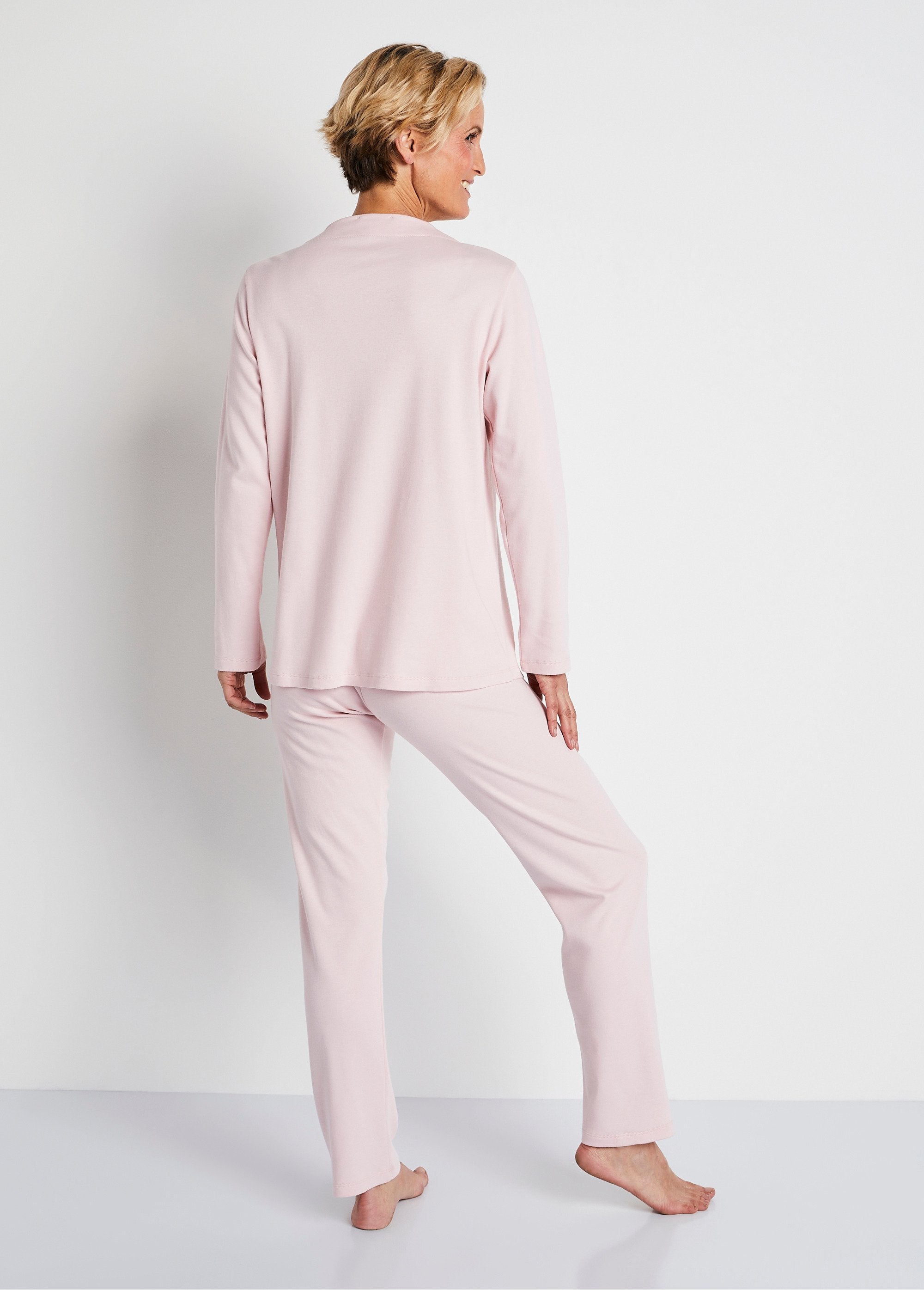 Pyjama_effen_kant_interlock_gebreid_ROZE_DO1_slim