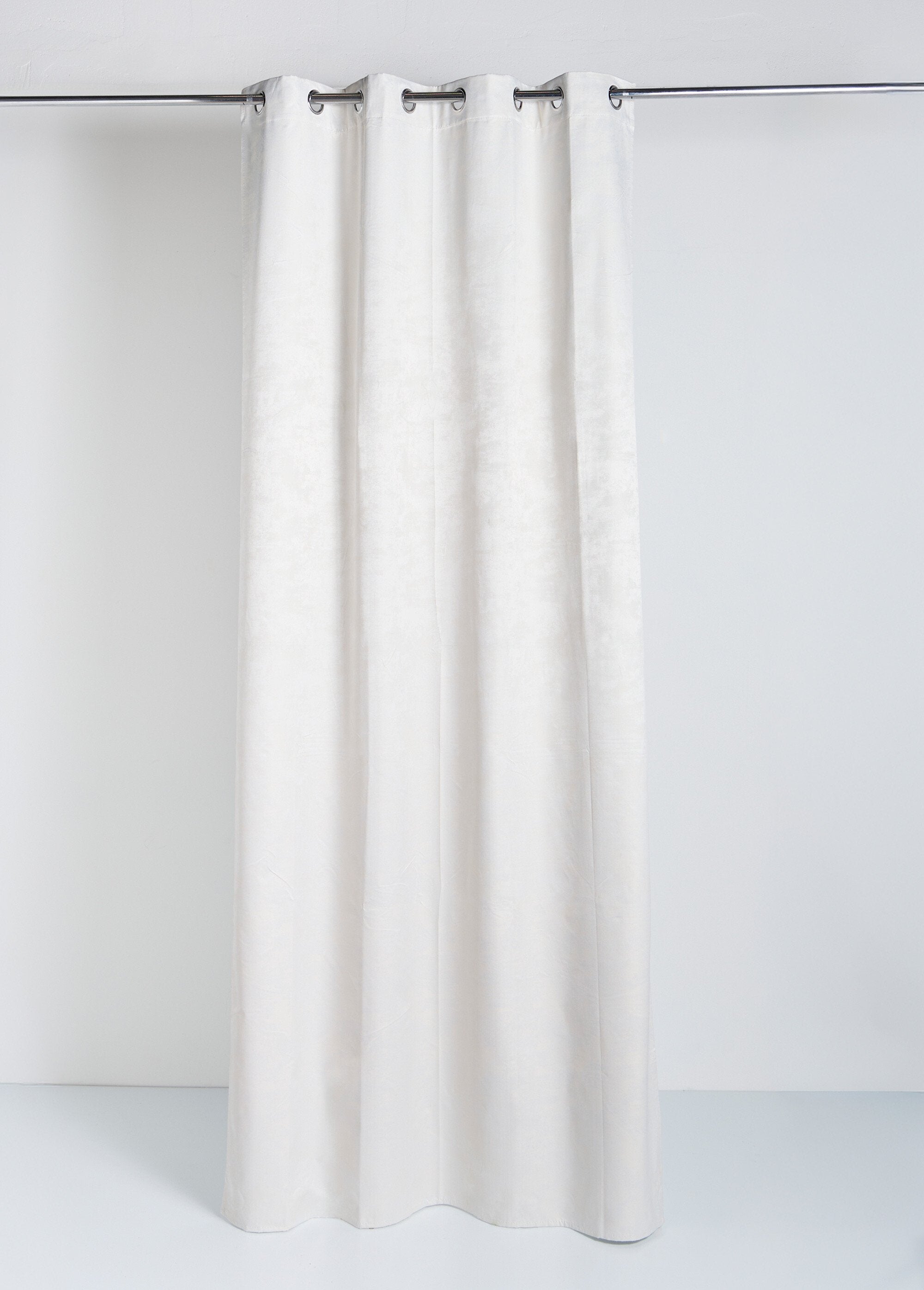 Faux_effen_verduisteringsgordijn_1_paneel_met_oogjes_Blanc_casse_FA1_slim