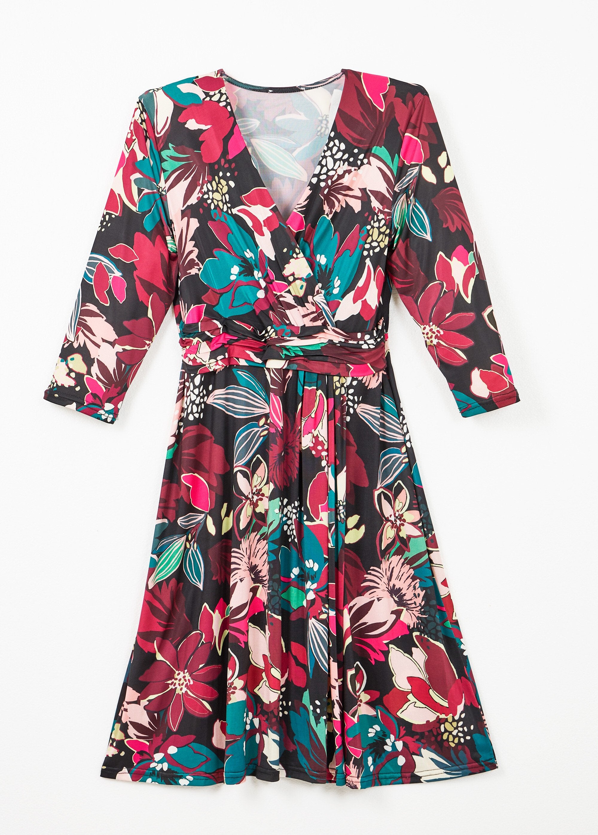 Korte_wikkeljurk_met_uitlopende_bloemenprint_Imprime_fuchsia_AP1_slim