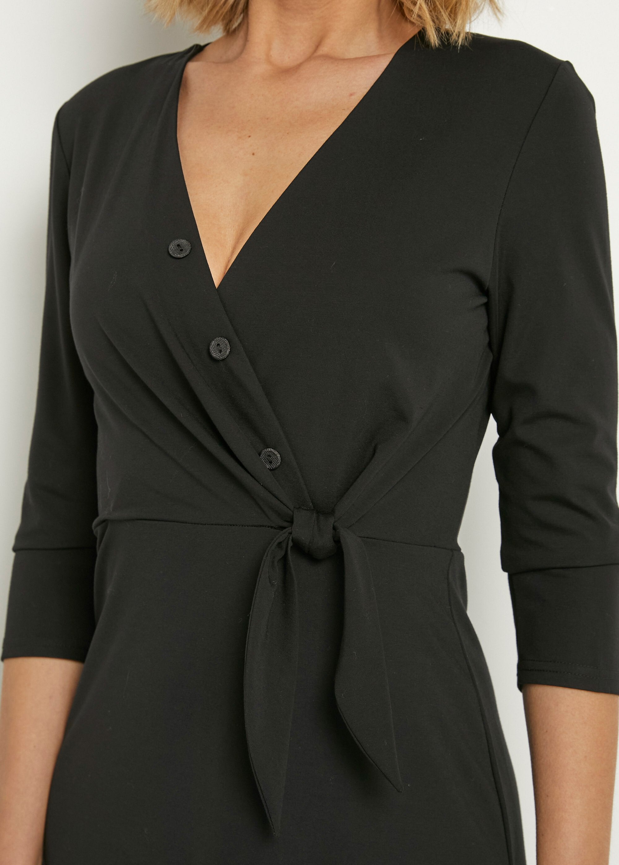 Robe_col_cache-cur_boutonné_manches_3/4_Noir_DE1_slim