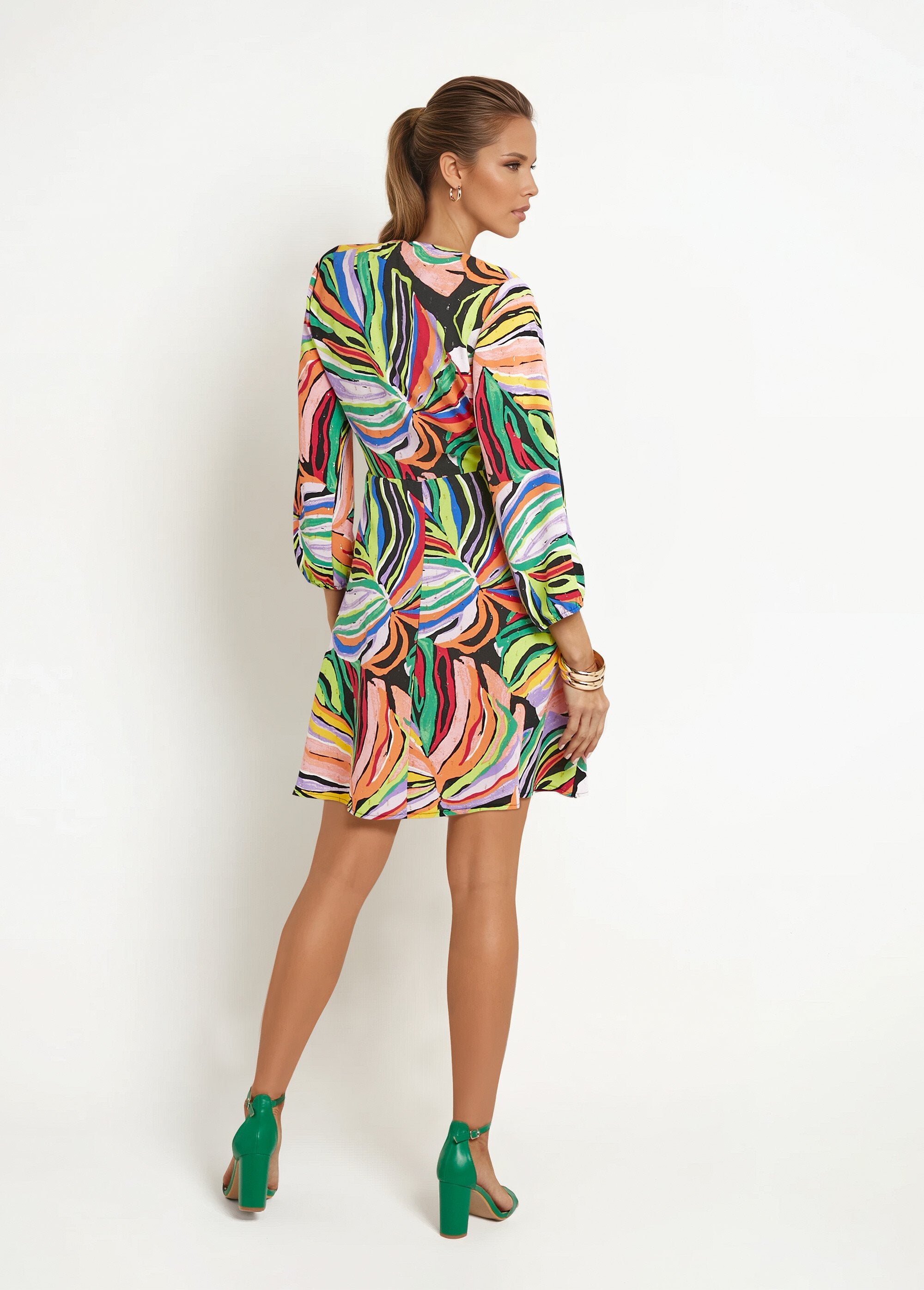Korte_jurk_met_grafische_bladprint_Multicolore_DO1_slim