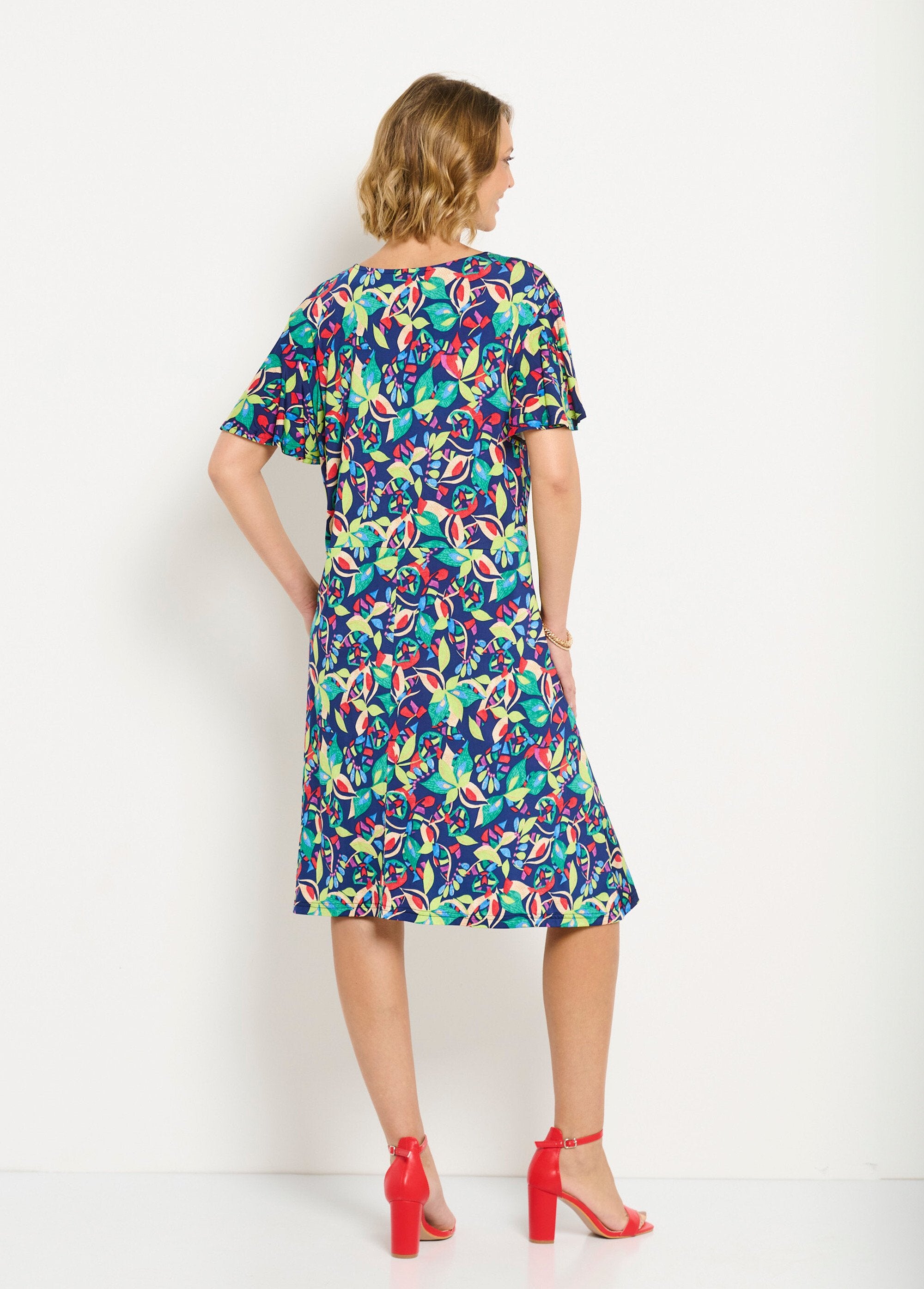 Korte_uitlopende_jurk_met_meerkleurige_print_Imprime_marine_DO1_slim
