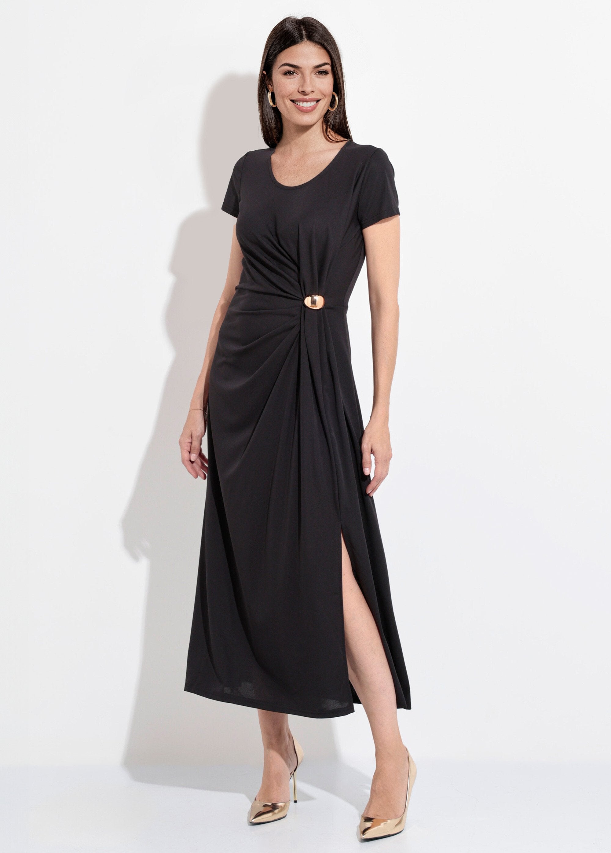 Lange_jurk_in_vloeiend_breisel_met_juwelendetail_Noir_FA1_slim