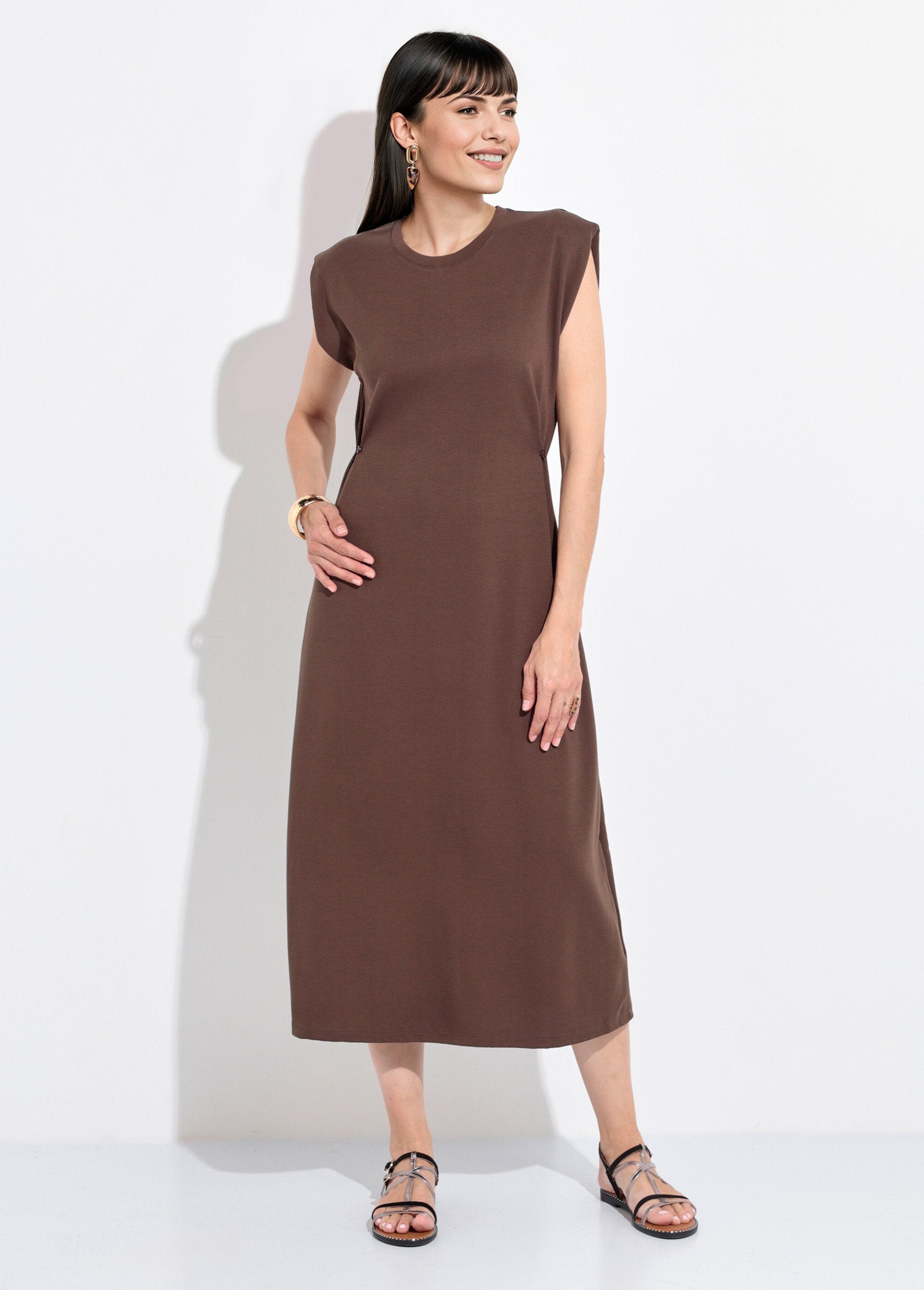 Lange_effen_T-shirtjurk_met_ronde_hals_Marron_FA1_slim