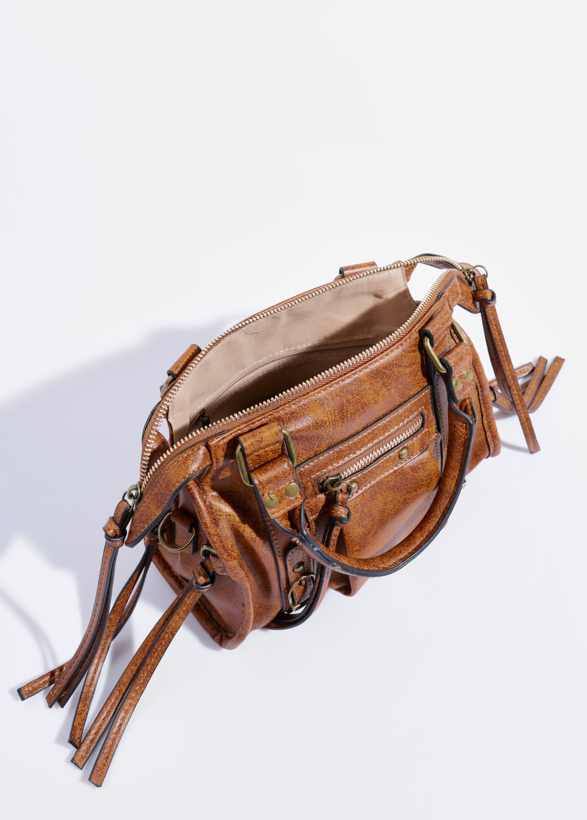 Vintage_metalen_handtas_met_meerdere_schakels_Camel_DE1_slim