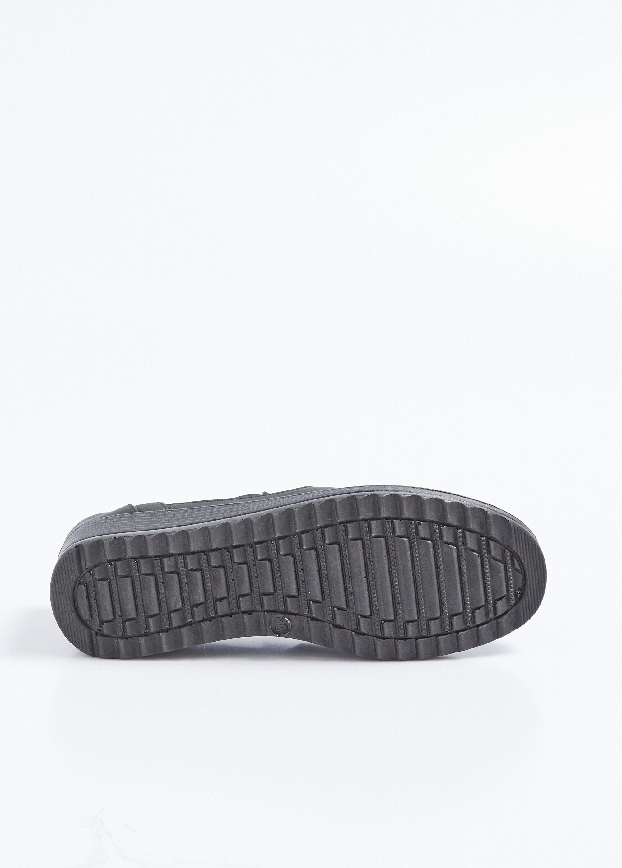 Sandales_élastiquées_largeur_confort_Noir_UN1_slim