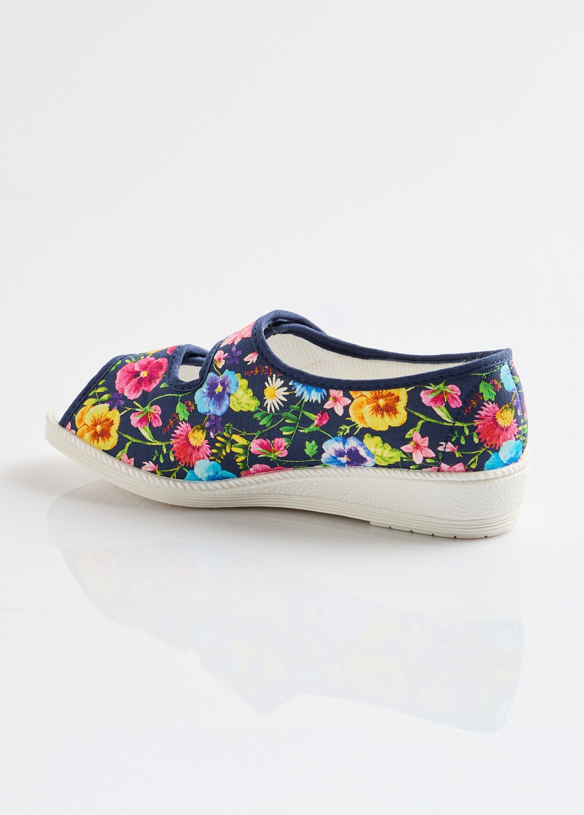 Comfortabele_sandalen_met_open_teen_Marine_print_DO1_slim