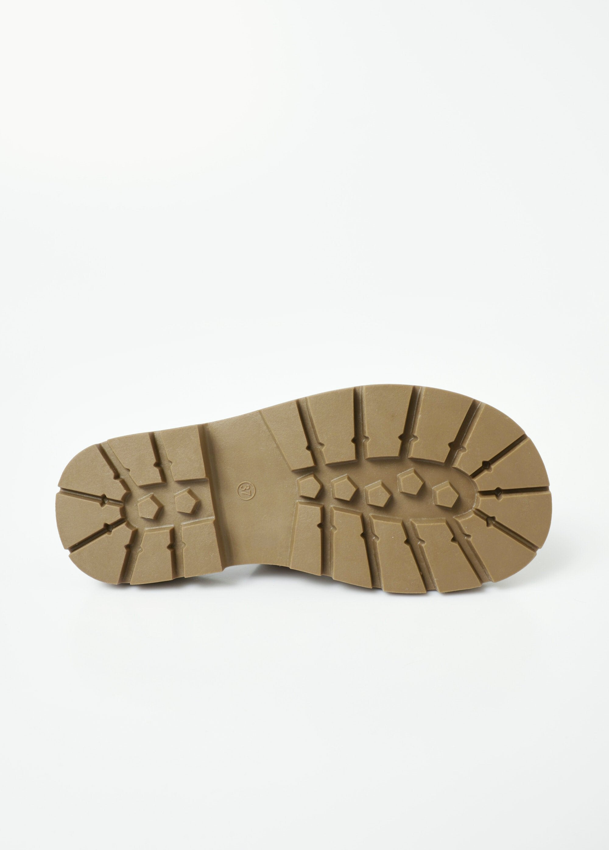 Platform_sandalen_met_gespen_Leopard_UN1_slim