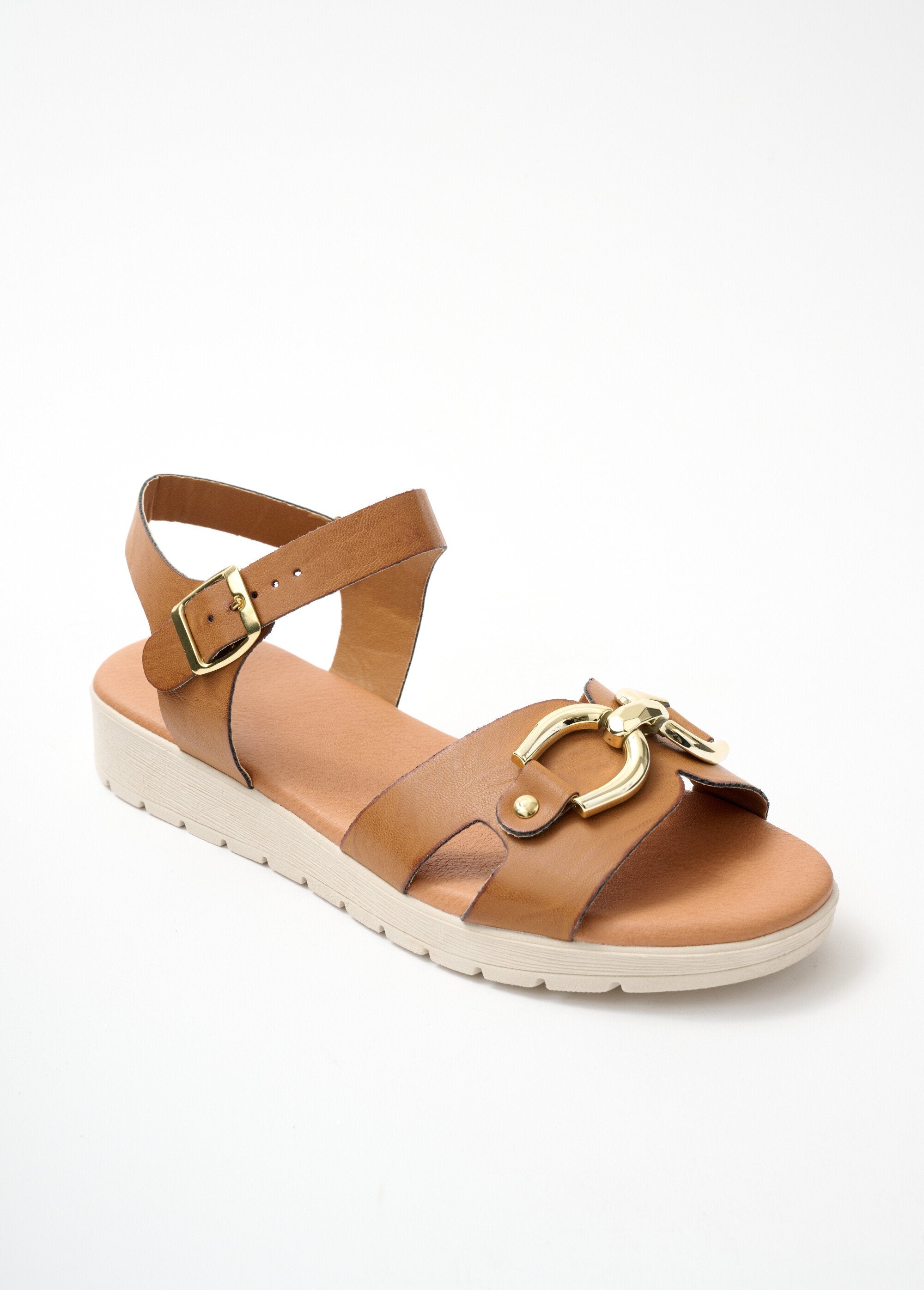 Comfortabele_wijde_vegan_sandalen_kameel_FA1_slim